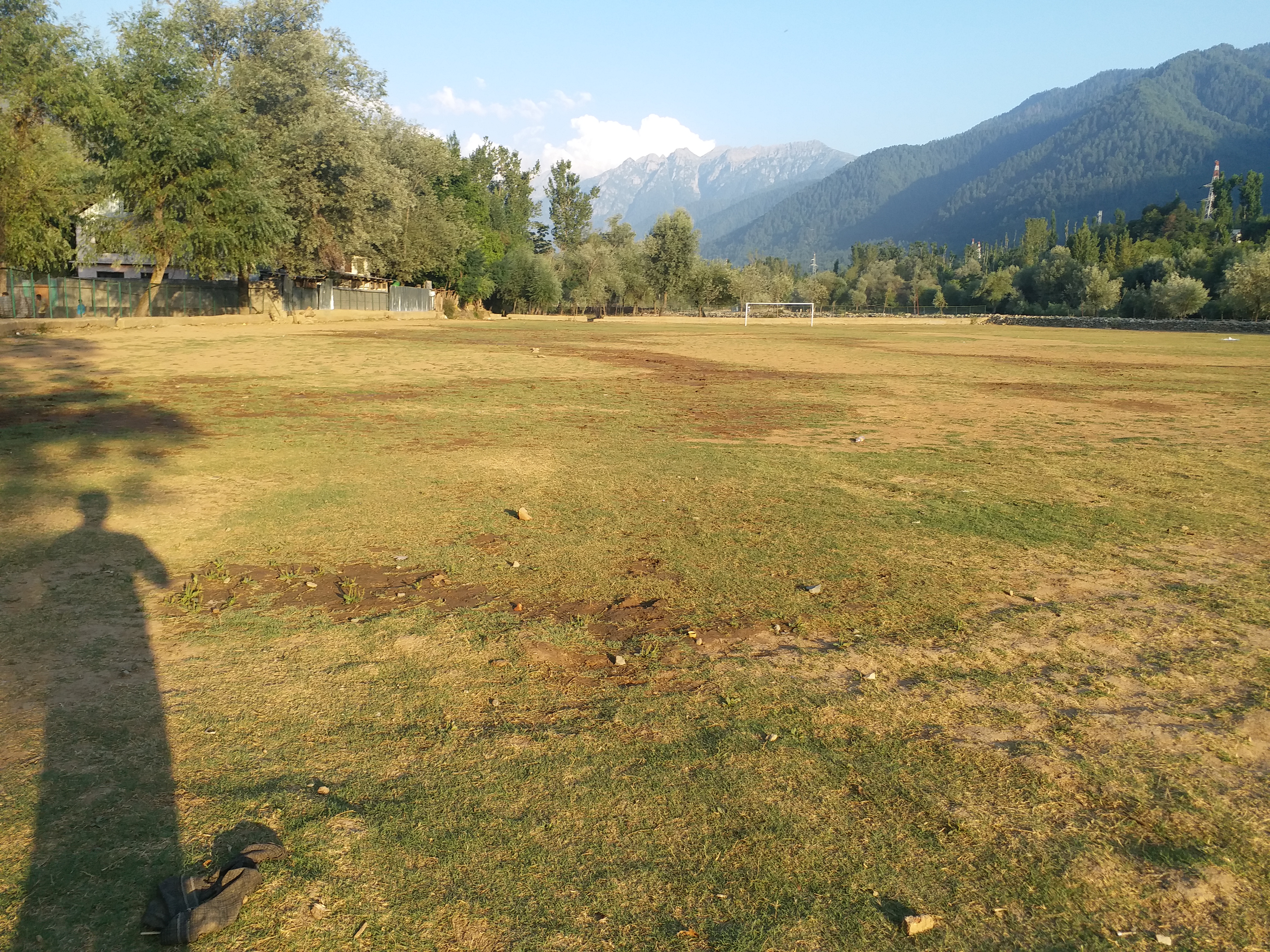 youth came forward to renovate playground in ganderbal