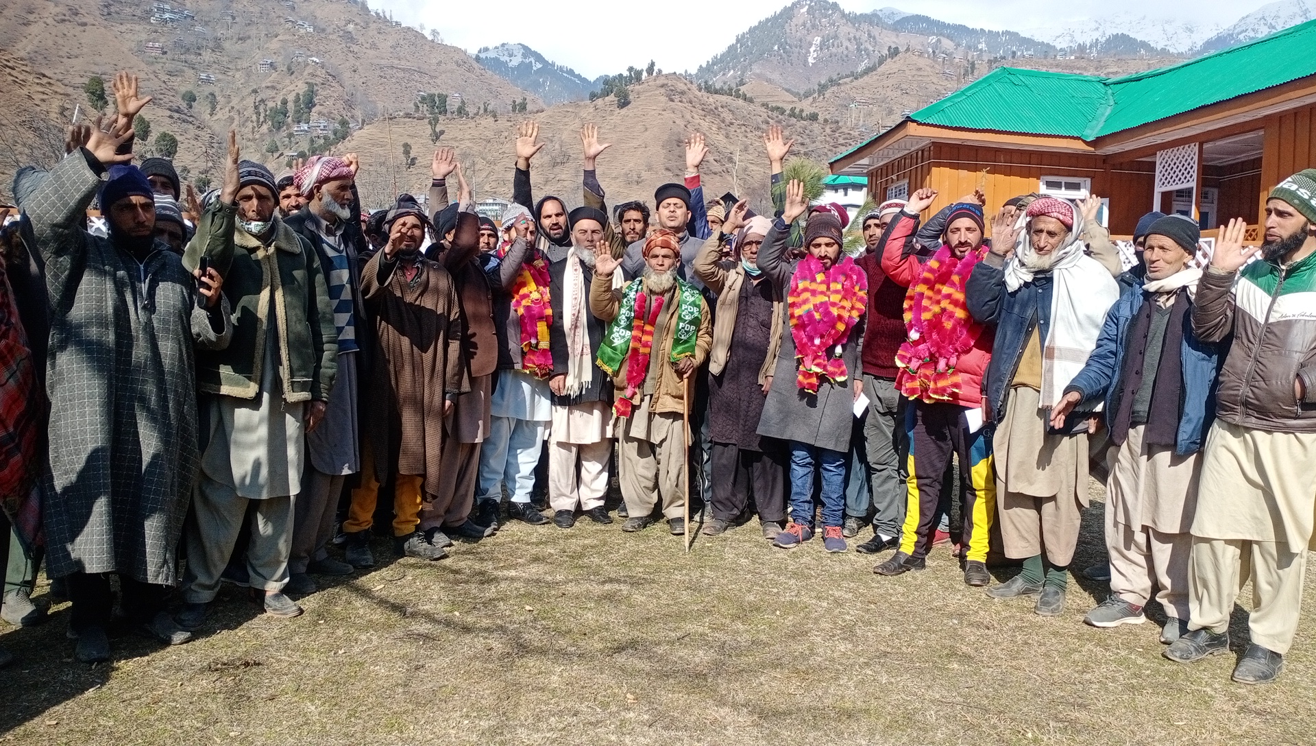 PDP Workers Meeting in Loran: لورن میں پی ڈی پی کا اہم اجلاس