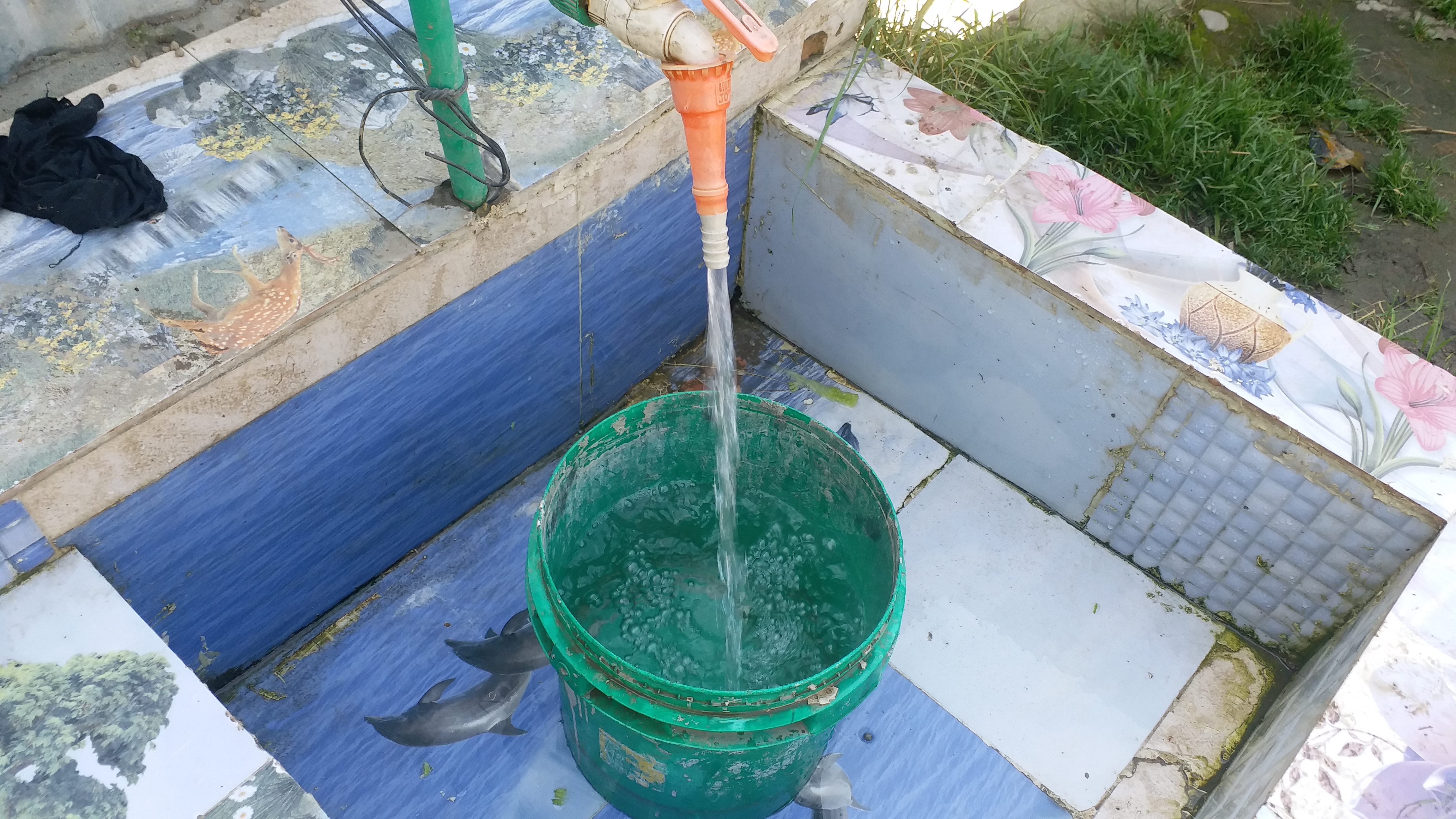 پلوامہ ضلع کے باشندوں کو ایک سال پینے کا صاف پانی ملا