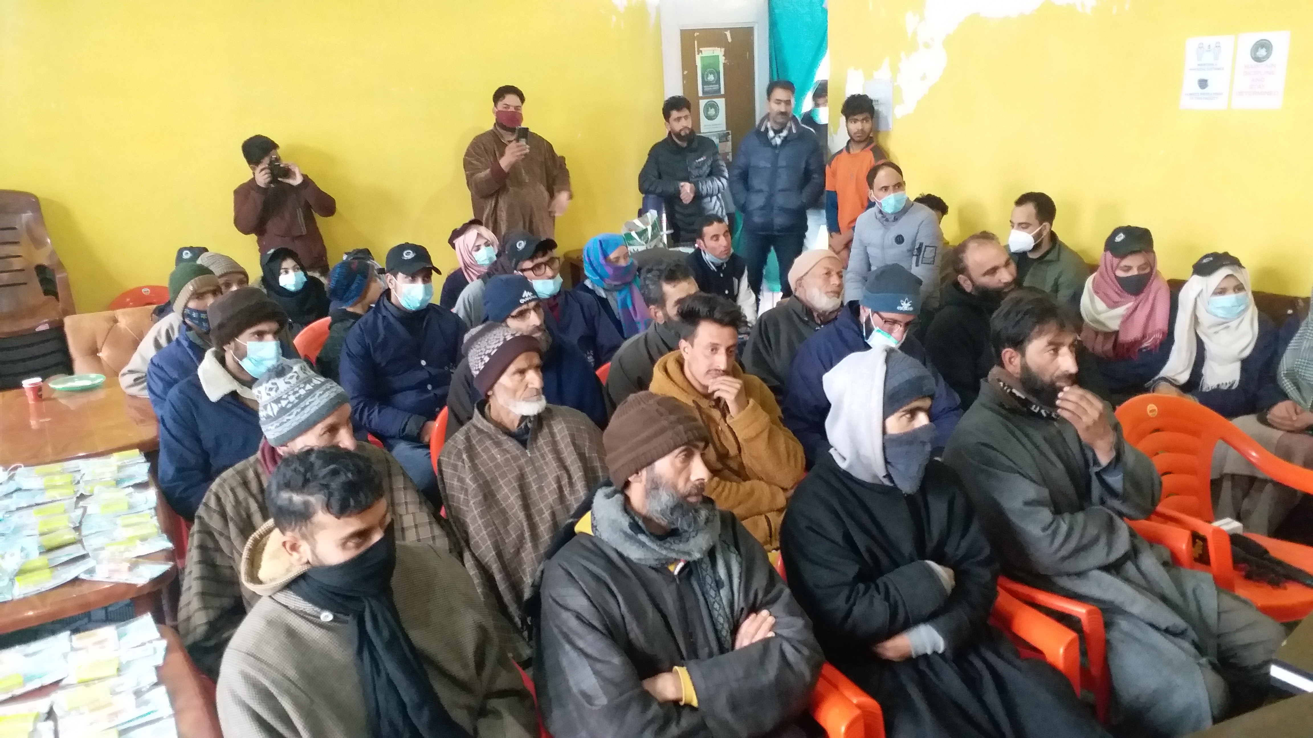 Free Medical Camp in Pulwama: لاسی پورہ میں مفت طبی کیمپ کا انقعاد