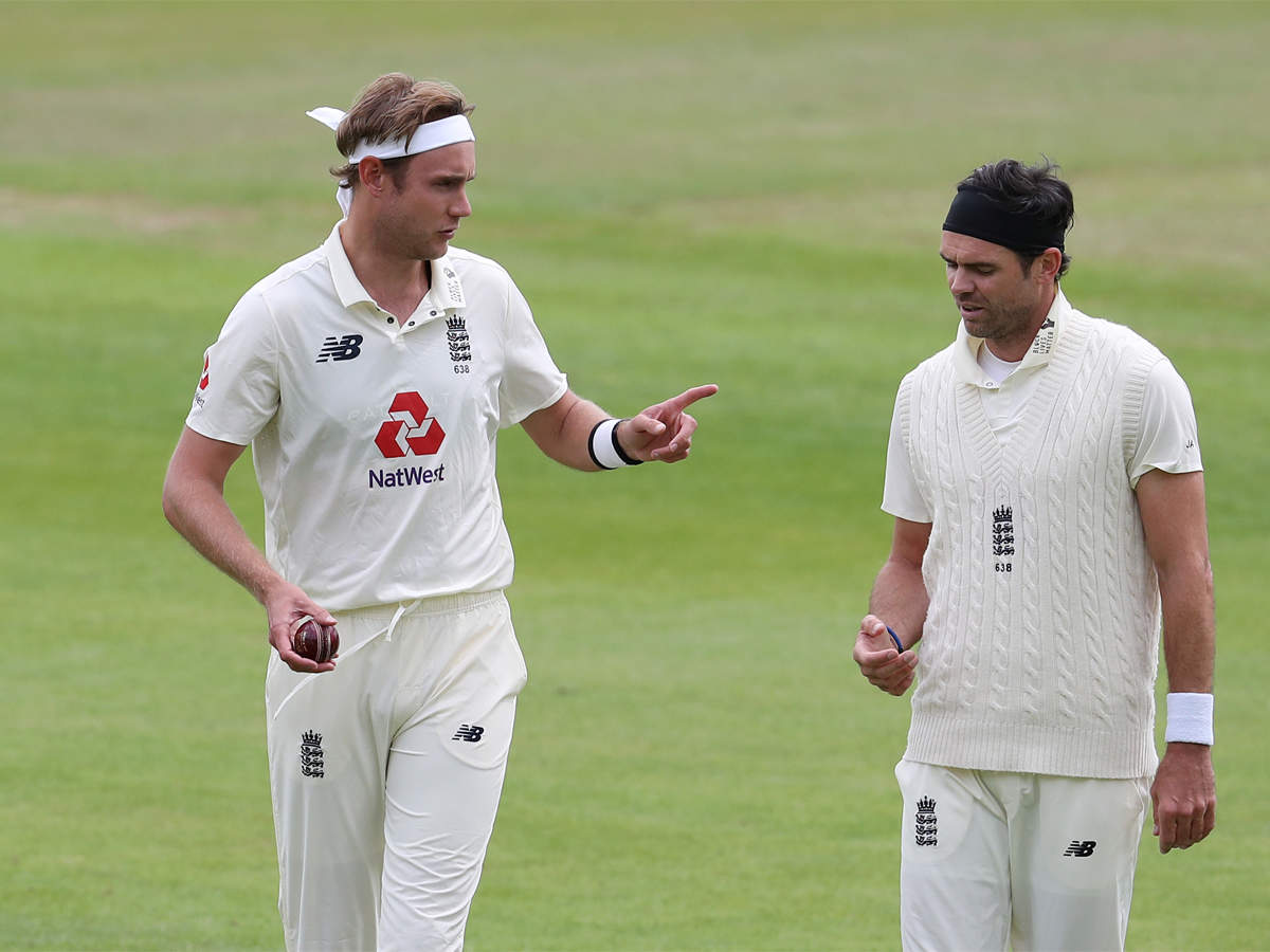 Manchester, England, captain, Andrew Strauss, Broad, Anderson