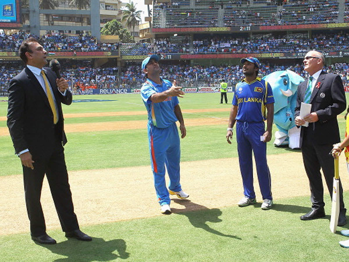 Mahindananda Aluthgamage, 2011 WC final