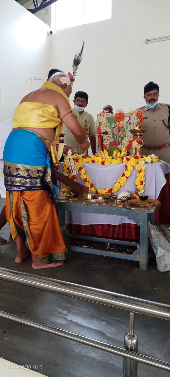 srikrishna janmshtami celebration in parappana agrahara