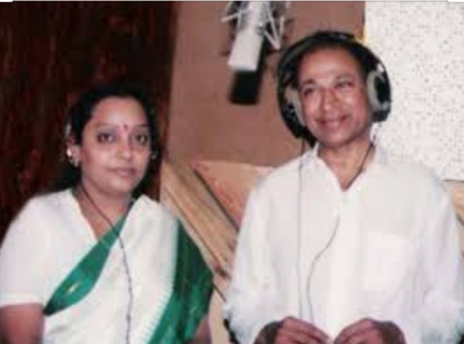 Dr Rajkumar also famous for singing