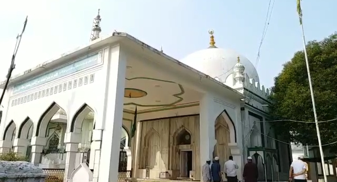 Hazrat Sheikh Muhammad Siraj-ud-Din Junaidi is known as 'Sheikh Deccan'