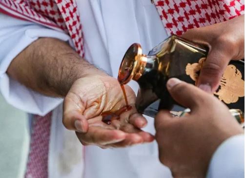 Cleaning the Ka'bah with ozone technology