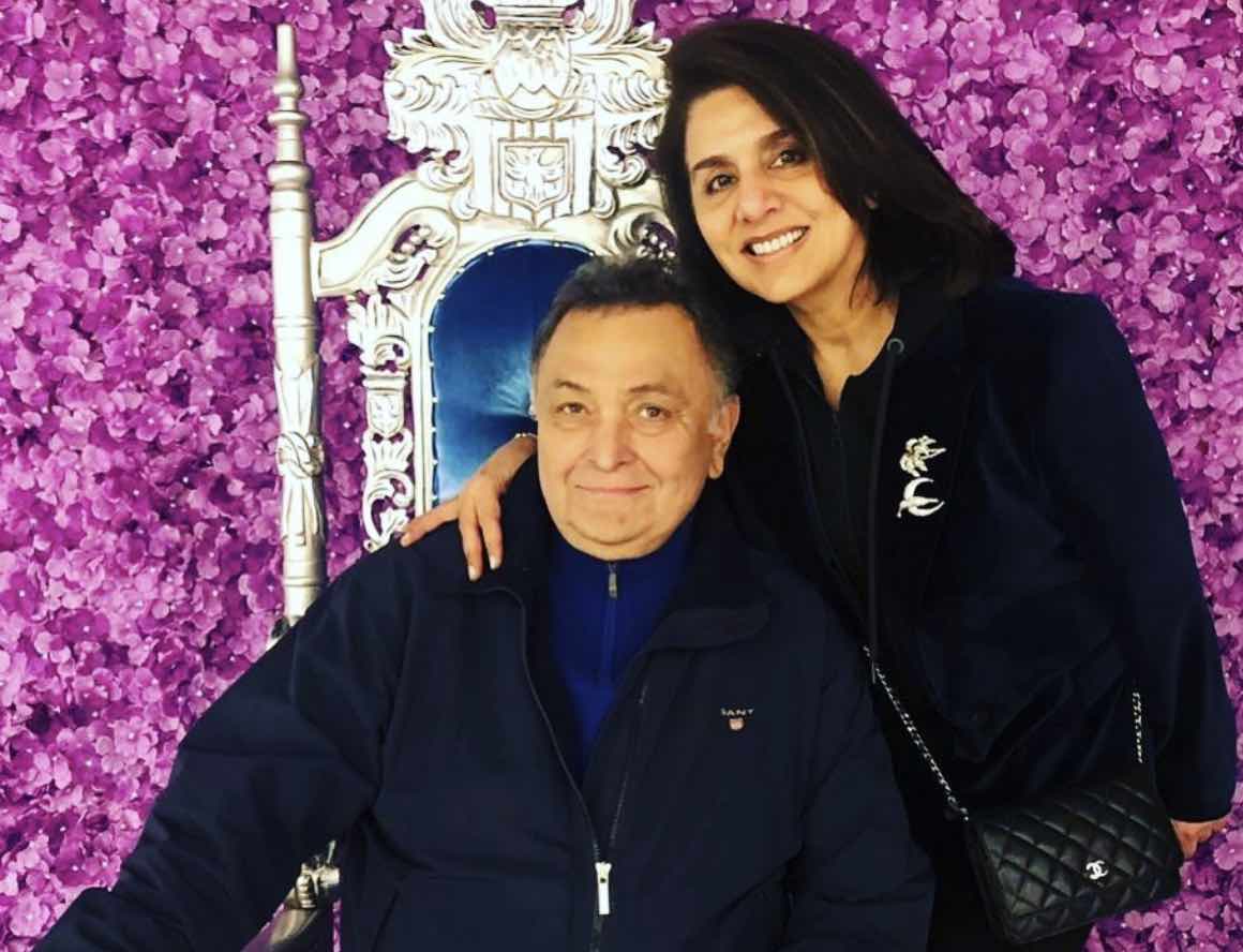 end-of-our-story-says-neetu-shares-endearing-pic-of-rishi-kapoor