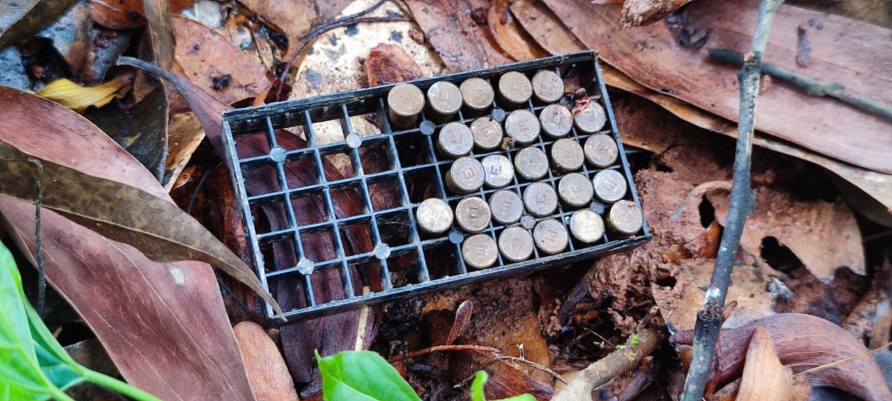 bullets found in kozhikode nellikode village  investigation on bullets found incident  bjp reaction on the bullets found incident  കോഴിക്കോട് നെല്ലിക്കോട് വെടിയുണ്ടകള്‍ കണ്ടെത്തിയ സംഭവം  വെടിയുണ്ടകള്‍ കണ്ടെത്തിയതില്‍ അന്വേഷണം  വെടിയുണ്ടകള്‍ കണ്ടെത്തിയതില്‍ ബിജെപി പ്രതികരണം