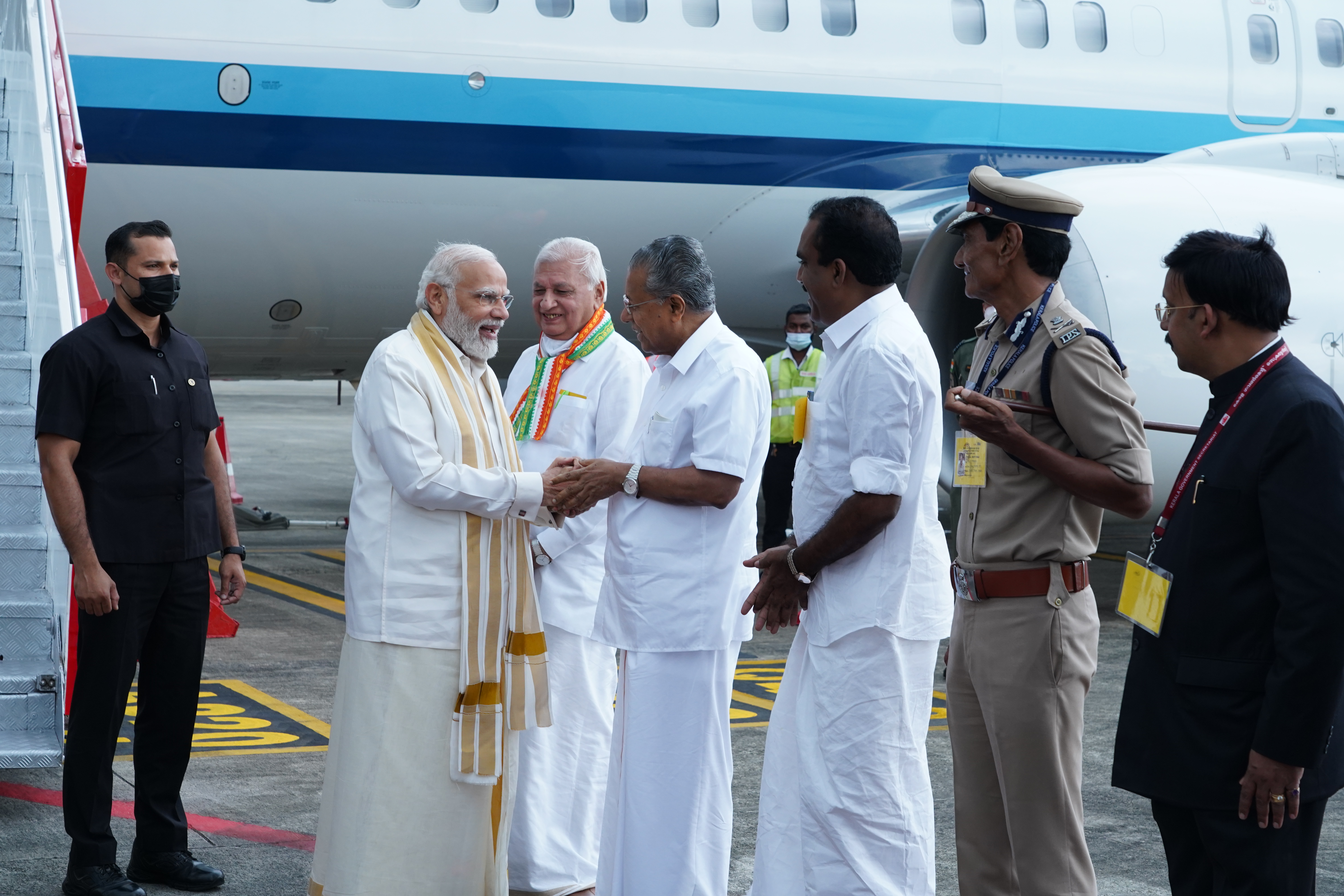 pm modi kerala visit  prime minister narendra modi  pm modi in kerala  നരേന്ദ്ര മോദി  മോദി കേരളത്തിൽ  പ്രധാനമന്ത്രി നരേന്ദ്ര മോദി ബിജെപി പൊതുയോഗം  പ്രധാനമന്ത്രി ആവാസ് യോജന പദ്ധതി  മോദി നെടുമ്പാശ്ശേരിയിൽ