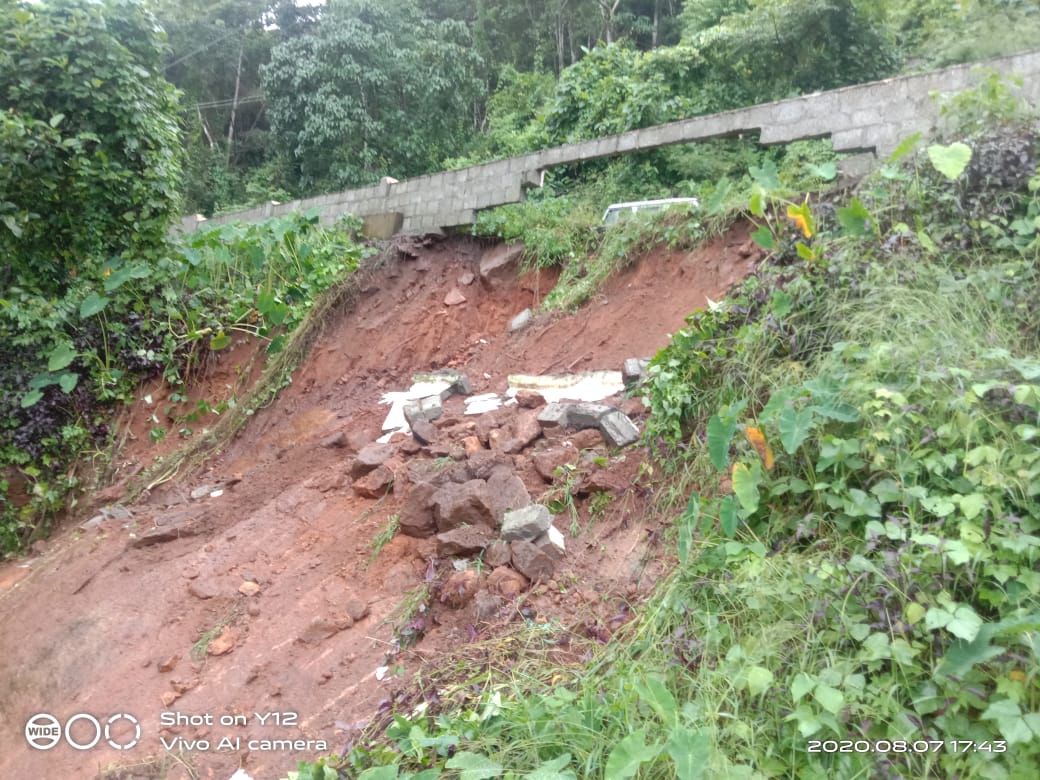 മുട്ടം-പാലാ പാത വാര്‍ത്ത  മഴക്കെടുതി വാര്‍ത്ത  muttam-pala path news  rain desaster news