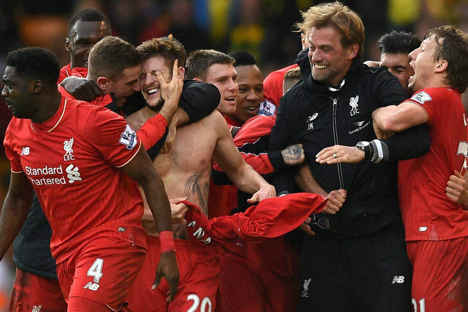 Jurgen Klopp with Liverpool players.