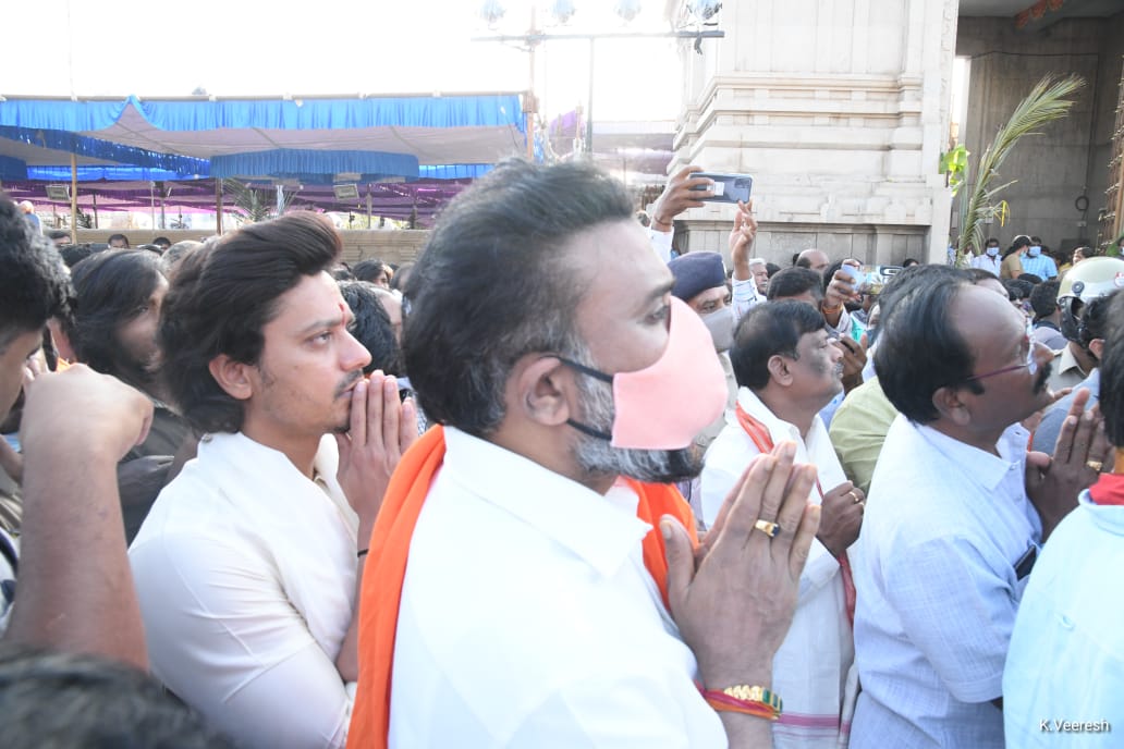 grandly celebrated shri kanakadurgamma sidibandi Chariot fair