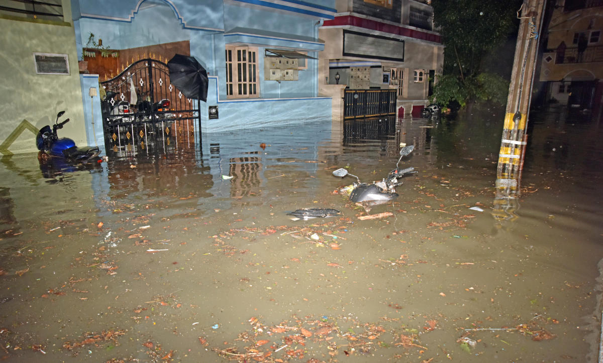 rain-lashes-parts-of-karnataka-including-bengaluru-hubballi