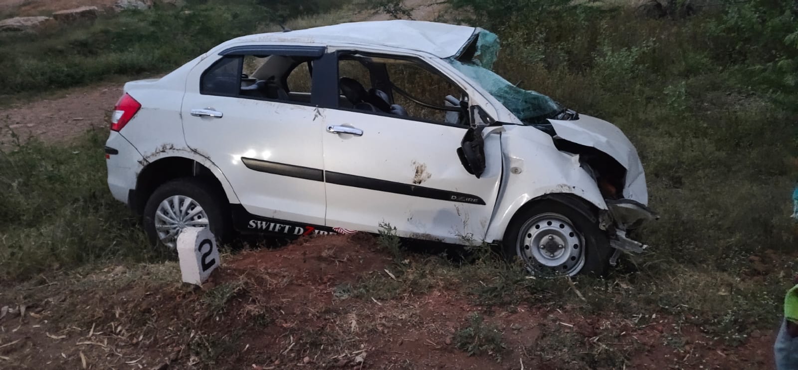 four-killed-in-car-accident-near-bagalakote