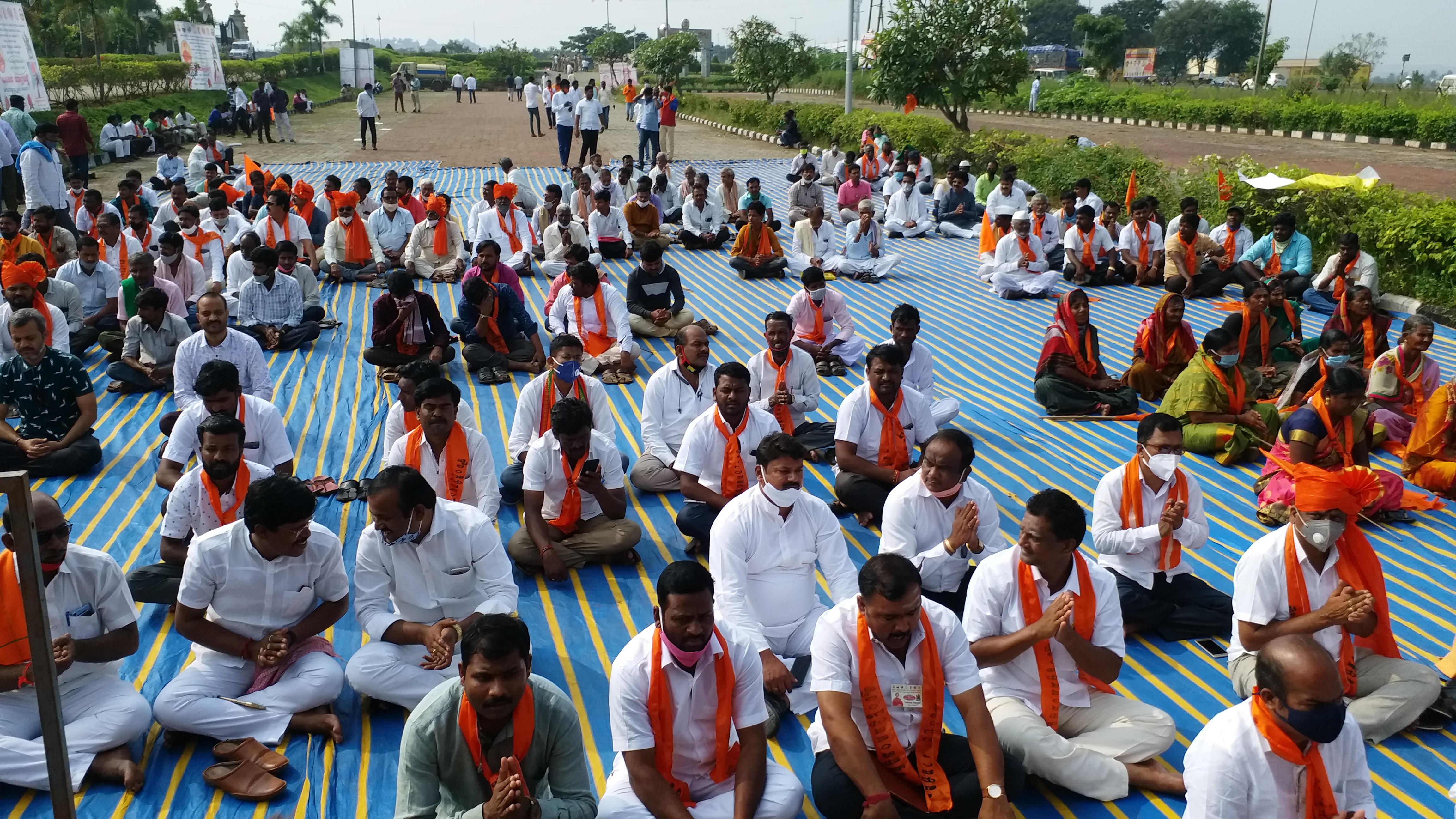 Fasting  led by Kudalasangama Swamiji