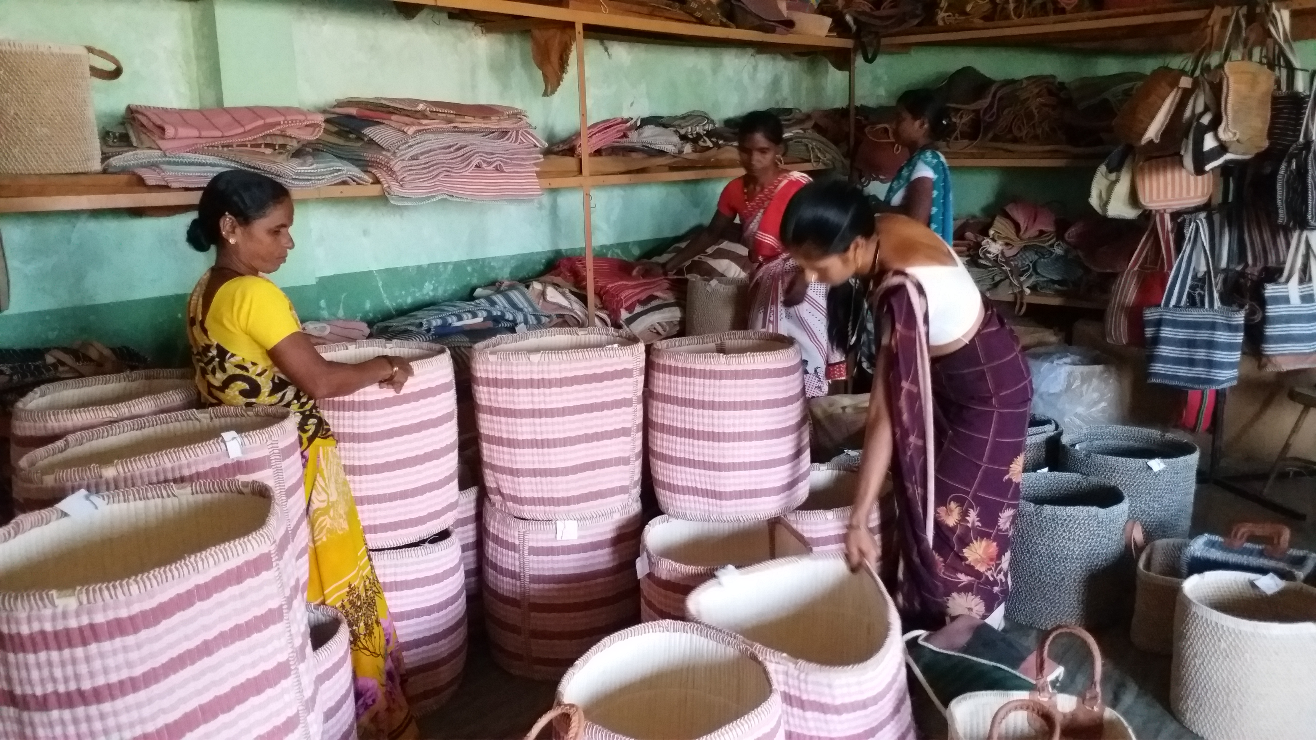 women are  leading their life by preparing of bags