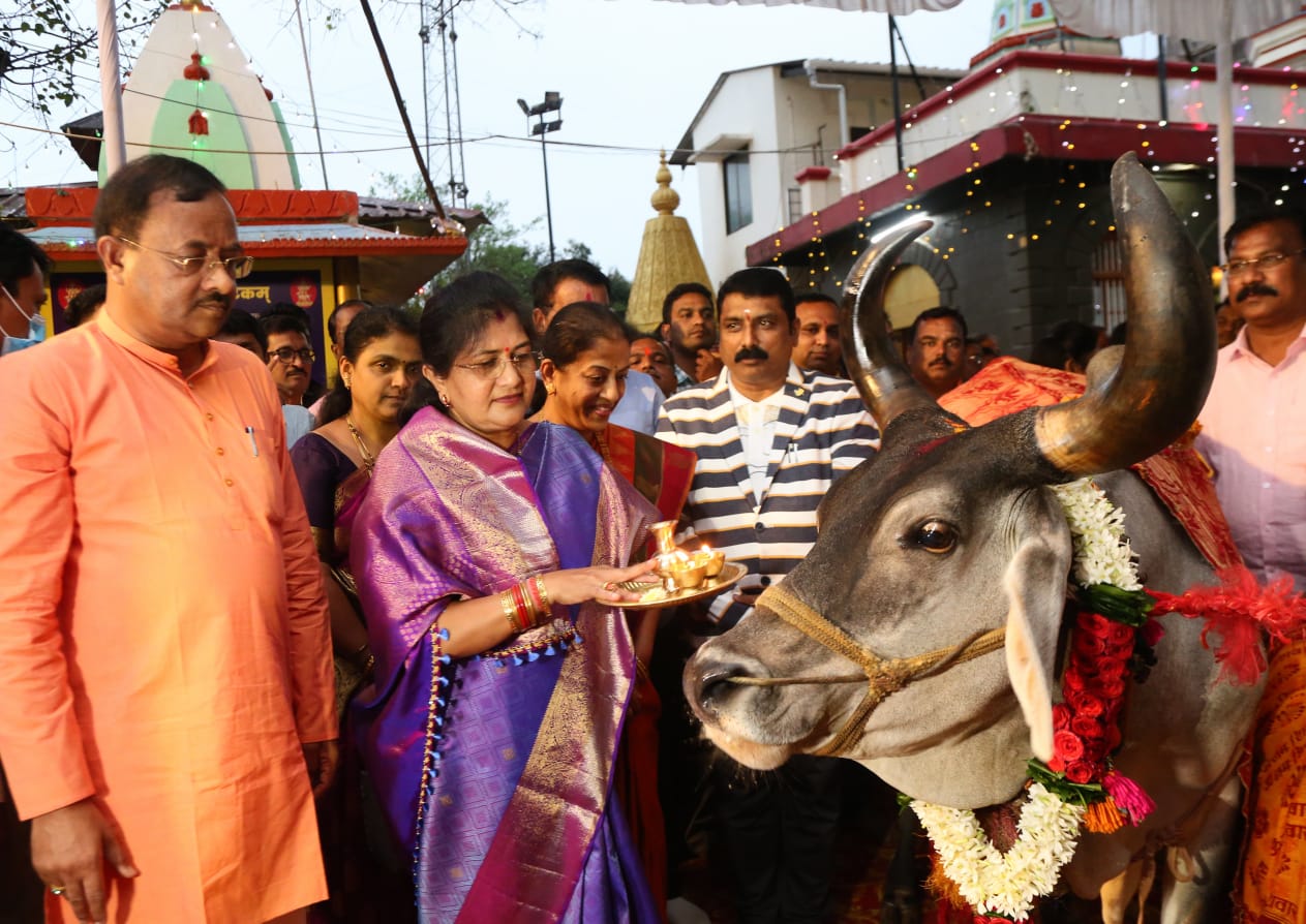 minister-shashikala-jolle