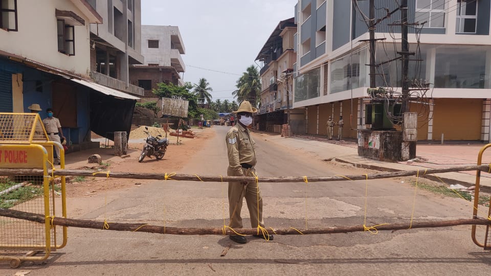 ಭಟ್ಕಳ ನಗರ ಸಂಪೂರ್ಣ ಸೀಲ್​ಡೌನ್