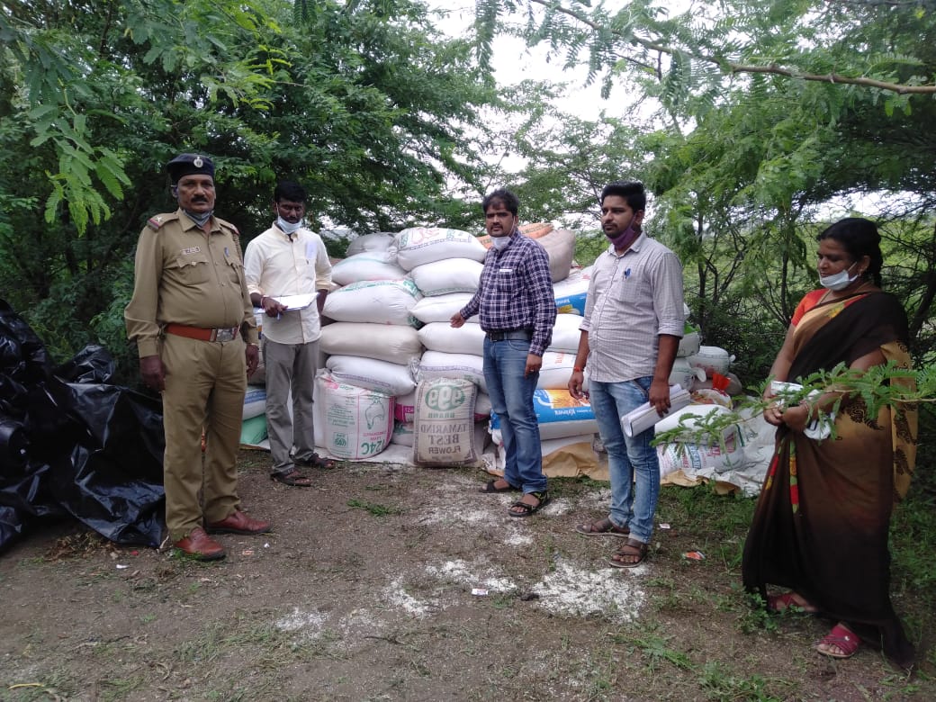 illegally stored 26 quintals of rice seized