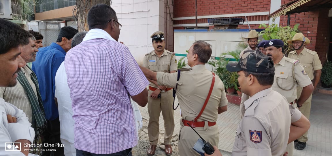 alok kumar visit upparapete police station