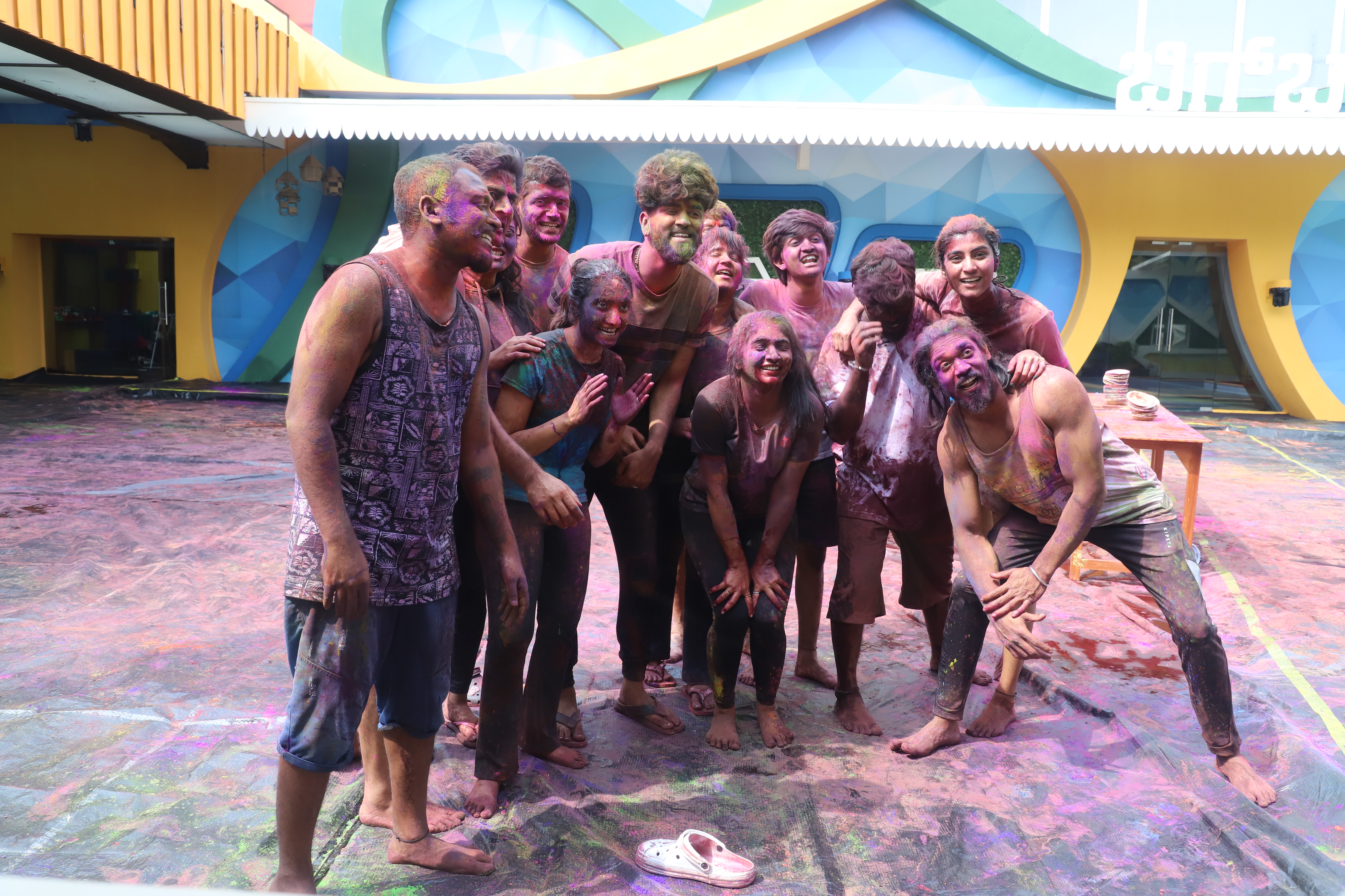 holi celebration in bigboss