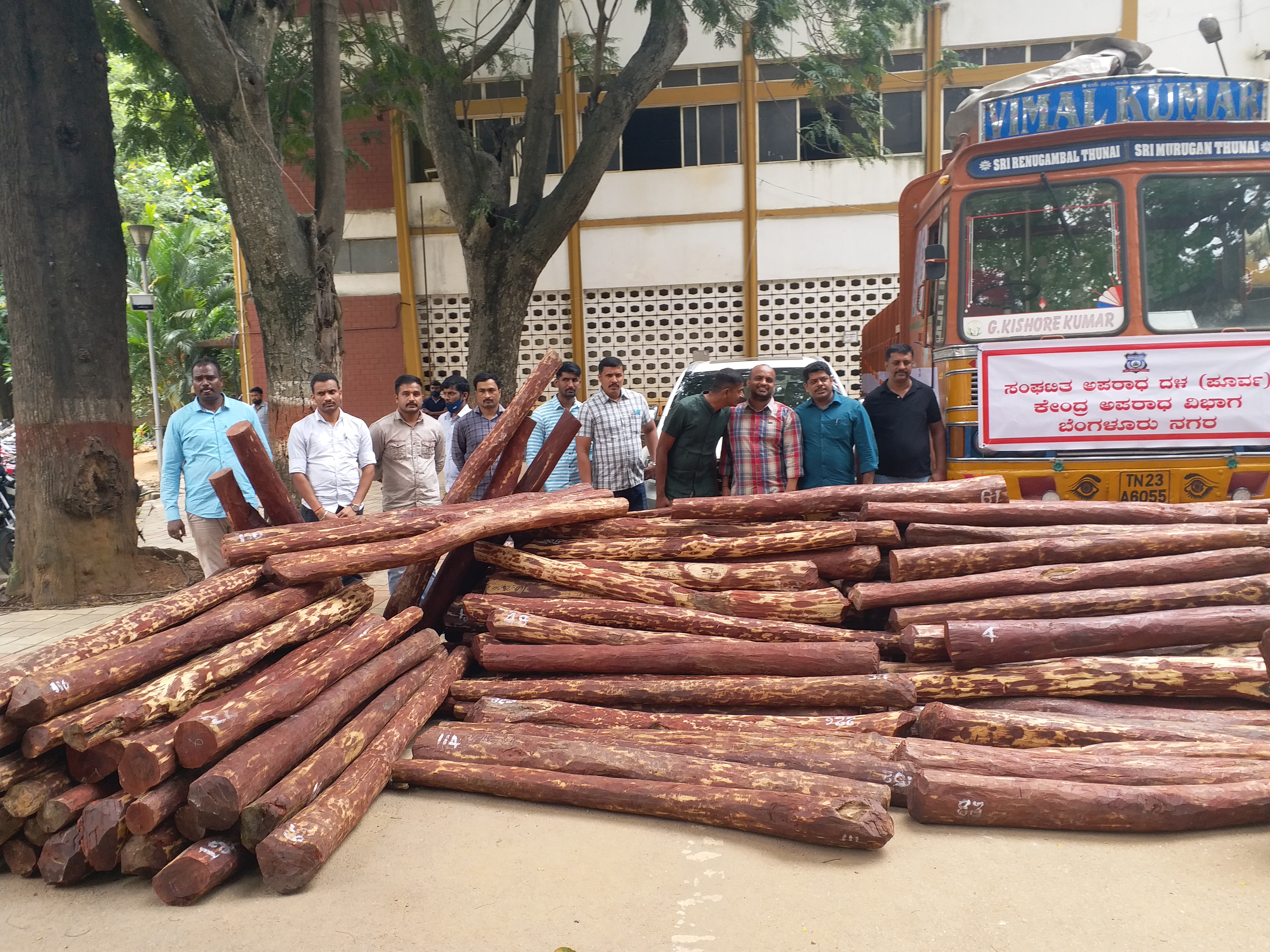 red sandalwood seized by ccb police