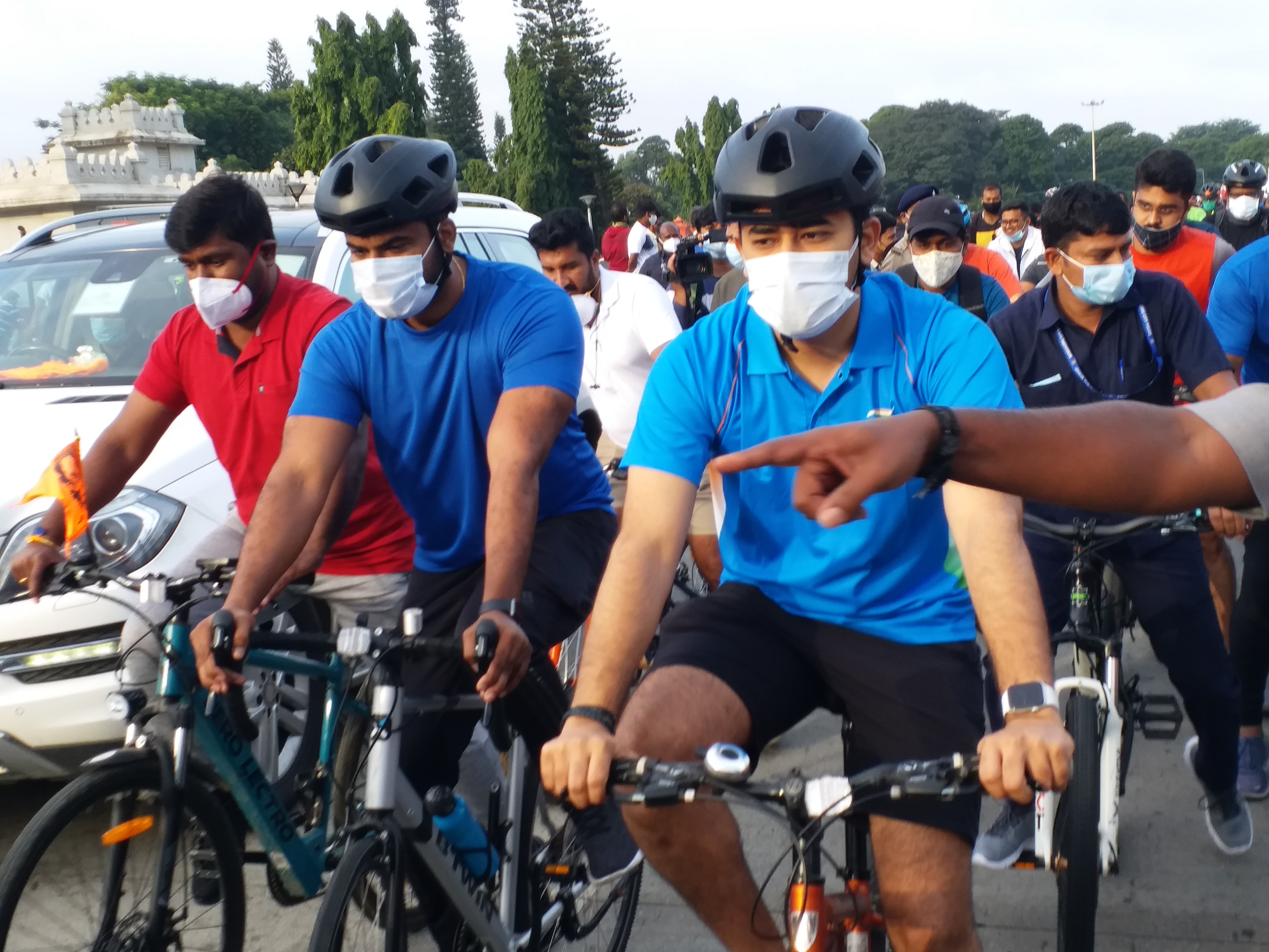 CM Basavaraja Bommai Inaugurated Cheer for India Cycling  in Bengaluru