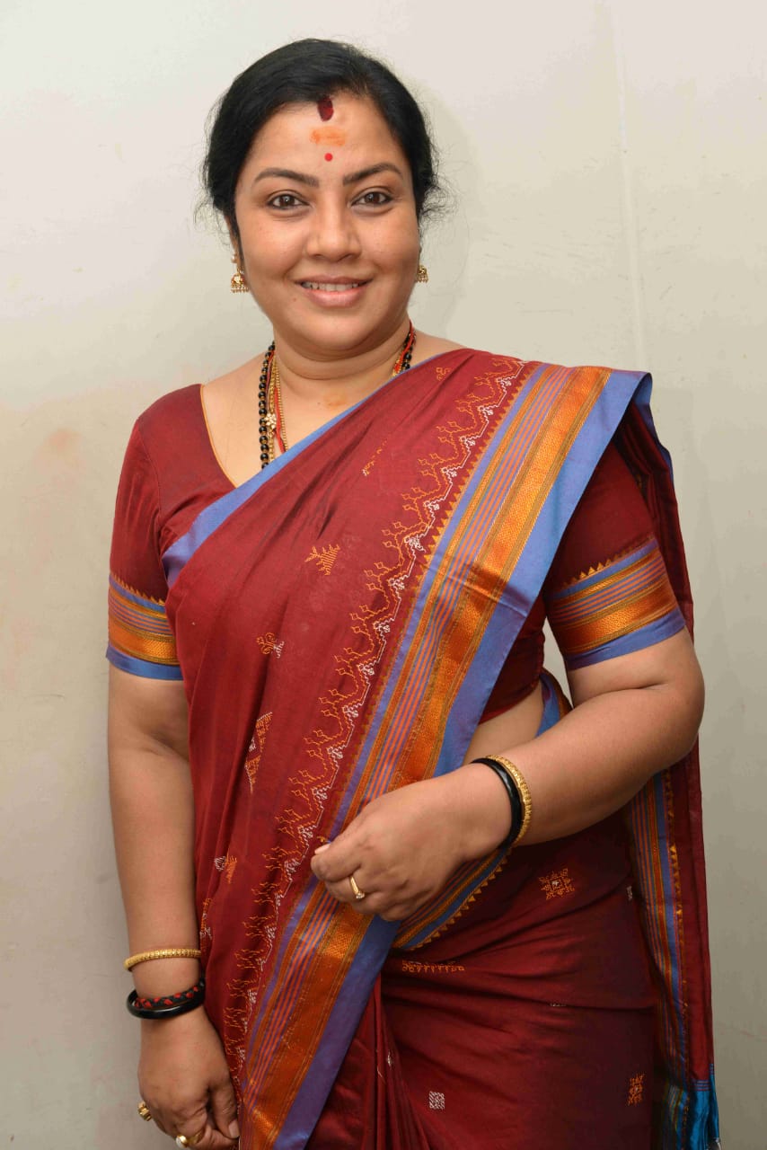 tara anuradha playing lead role in ratnan prapancha