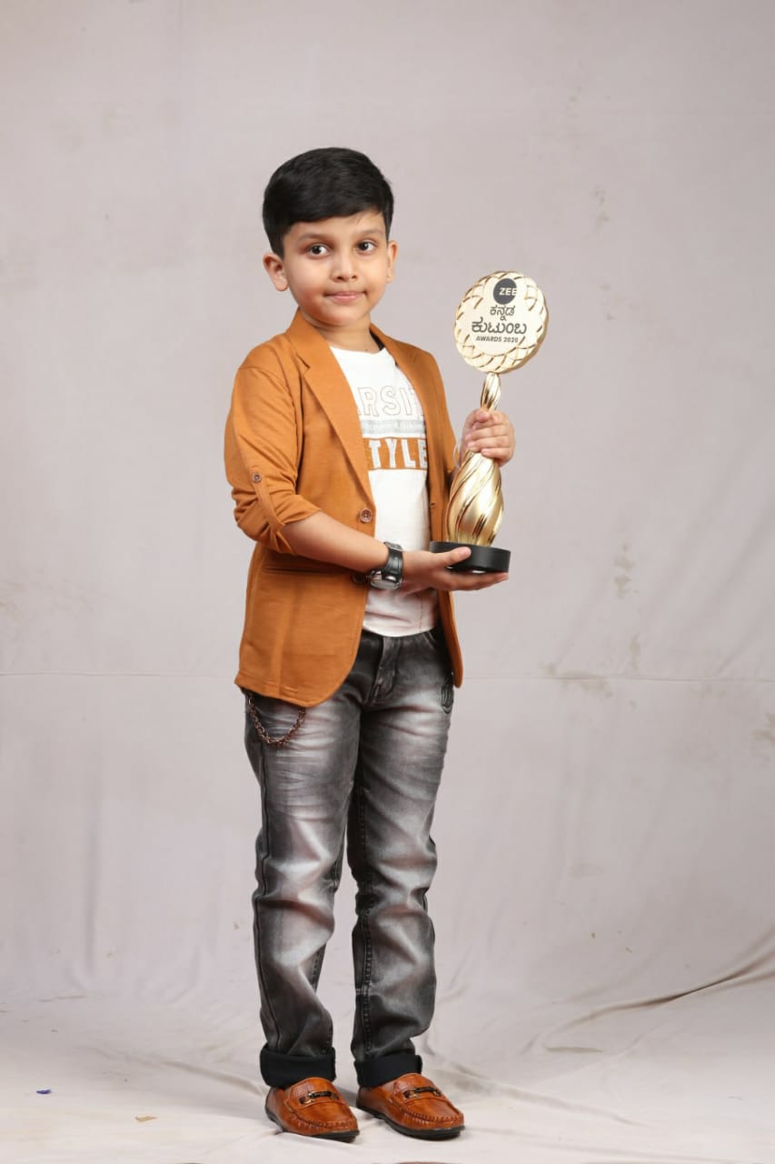 Mahanayaka serial fame Anurag