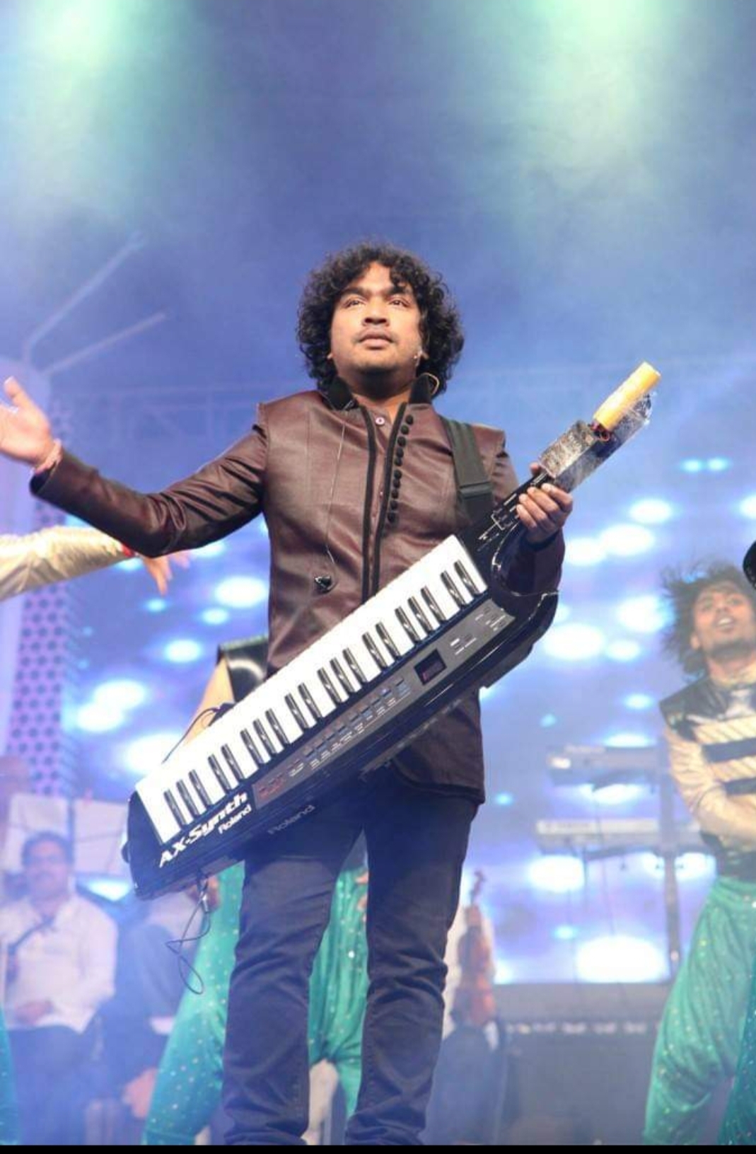 Music Director Arjun Janya birthday, Kannada Famous Music Director Arjun Janya birthday, Music Director Arjun Janya birthday today, Arjun Janya birthday, Arjun Janya birthday news, ಸಂಗೀತ ನಿರ್ದೇಶಕ ಅರ್ಜನ್​ ಜನ್ಯ ಹುಟ್ಟುಹಬ್ಬ, ಇಂದು ಸಂಗೀತ ನಿರ್ದೇಶಕ ಅರ್ಜನ್​ ಜನ್ಯ ಹುಟ್ಟುಹಬ್ಬ, ಸಂಗೀತ ನಿರ್ದೇಶಕ ಅರ್ಜನ್​ ಜನ್ಯ ಹುಟ್ಟುಹಬ್ಬ ಸುದ್ದಿ, ಖ್ಯಾತ ಸಂಗೀತ ನಿರ್ದೇಶಕ ಅರ್ಜನ್​ ಜನ್ಯ ಹುಟ್ಟುಹಬ್ಬ,