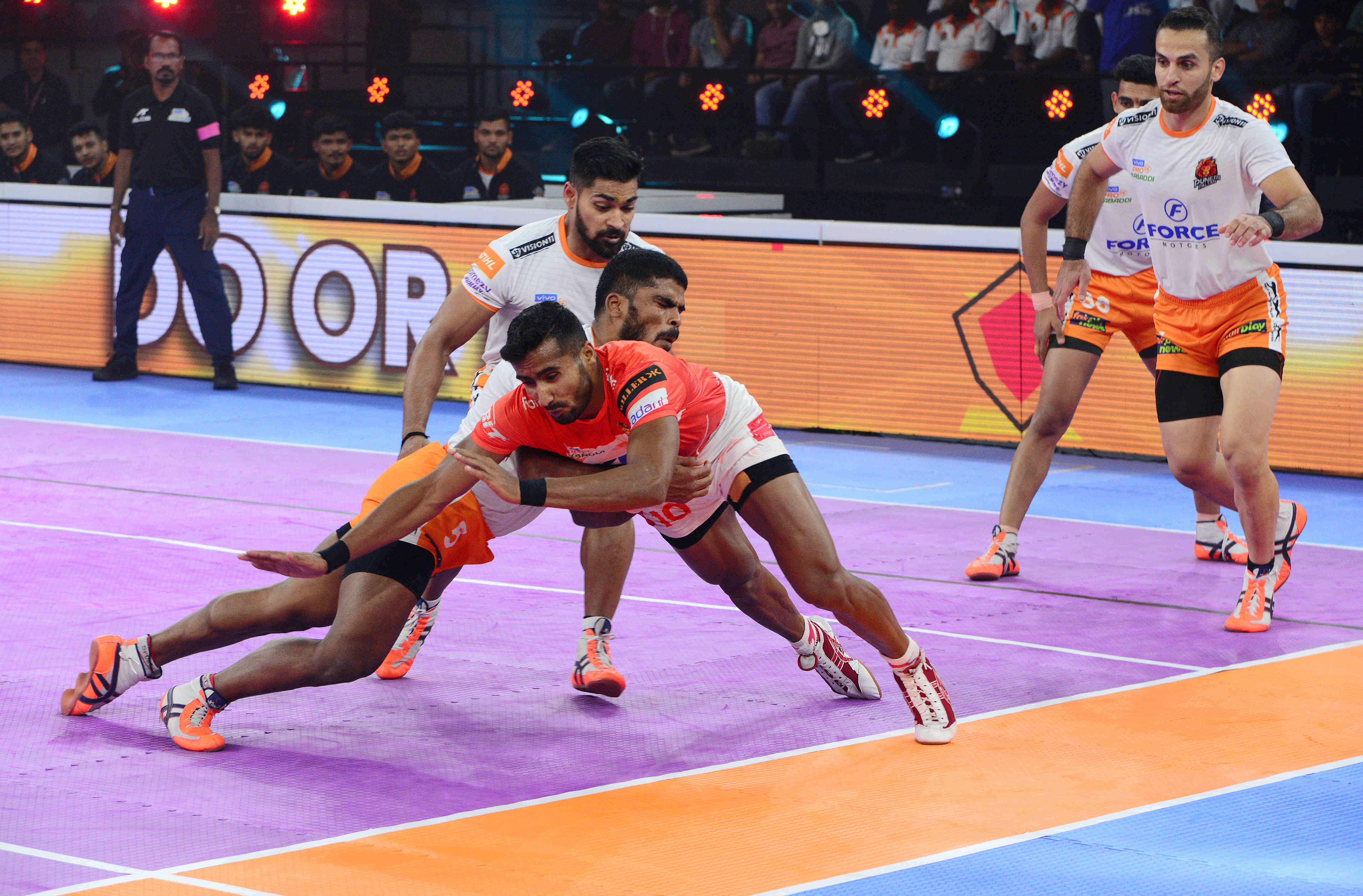 Pro Kabaddi League 2022  U Mumba win against Tamil Thalaivas  Jaipur Pink Panthers win against Haryana Steelers  Gujarat Giants win against Puneri Paltan  ಪ್ರೋ ಕಬಡ್ಡಿ ಲೀಗ್‌ 2022  ಗುಜರಾತ್‌ ಜಯಂಟ್ಸ್‌ ತಂಡಗಳಿಗೆ ಜಯ  ಗುಜರಾತ್‌ ಜಯಂಟ್ಸ್‌ ತಂಡಕ್ಕೆ ಗೆಲುವು  ಜೈಪುರ ಪಿಂಕ್‌ ಪ್ಯಾಂಥರ್ಸ್‌ಗೆ ಭರ್ಜರಿ ಜಯ  ತಮಿಳು ತಲೈವಾಸ್‌ ವಿರುದ್ಧ ಯು ಮುಂಬಾಗೆ ಗೆಲುವು  Gujarat Giants win