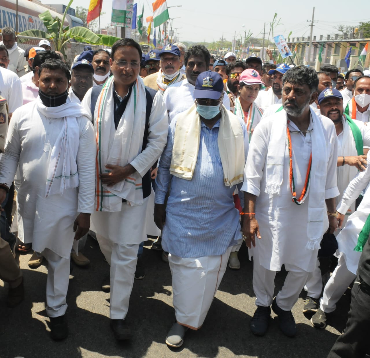 congress-conduct-padayathere-amidst-covid-in-bengaluru