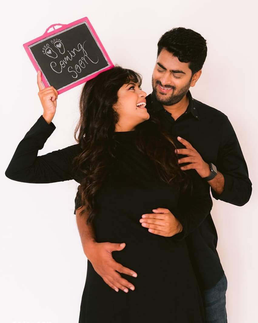 actress mayuri gave birth to baby boy