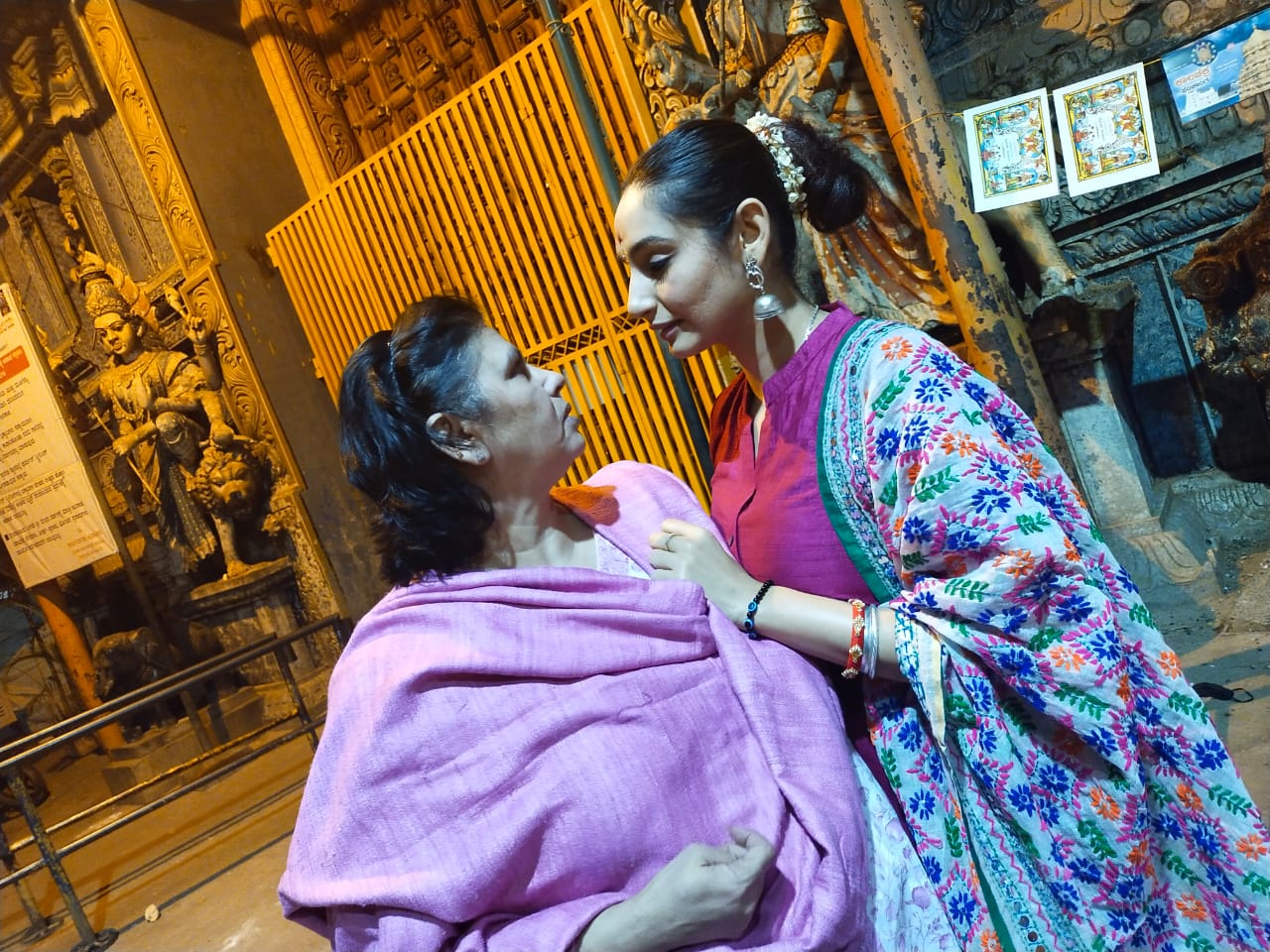 Ragini Dwivedi Visit Temple with Family