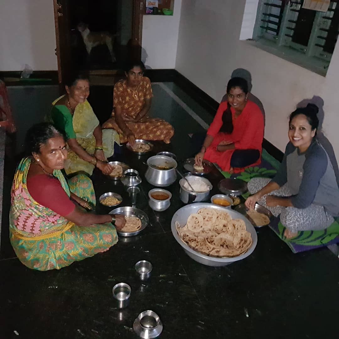 Actress Yamuna Srinidhi distributes groceries to poor families