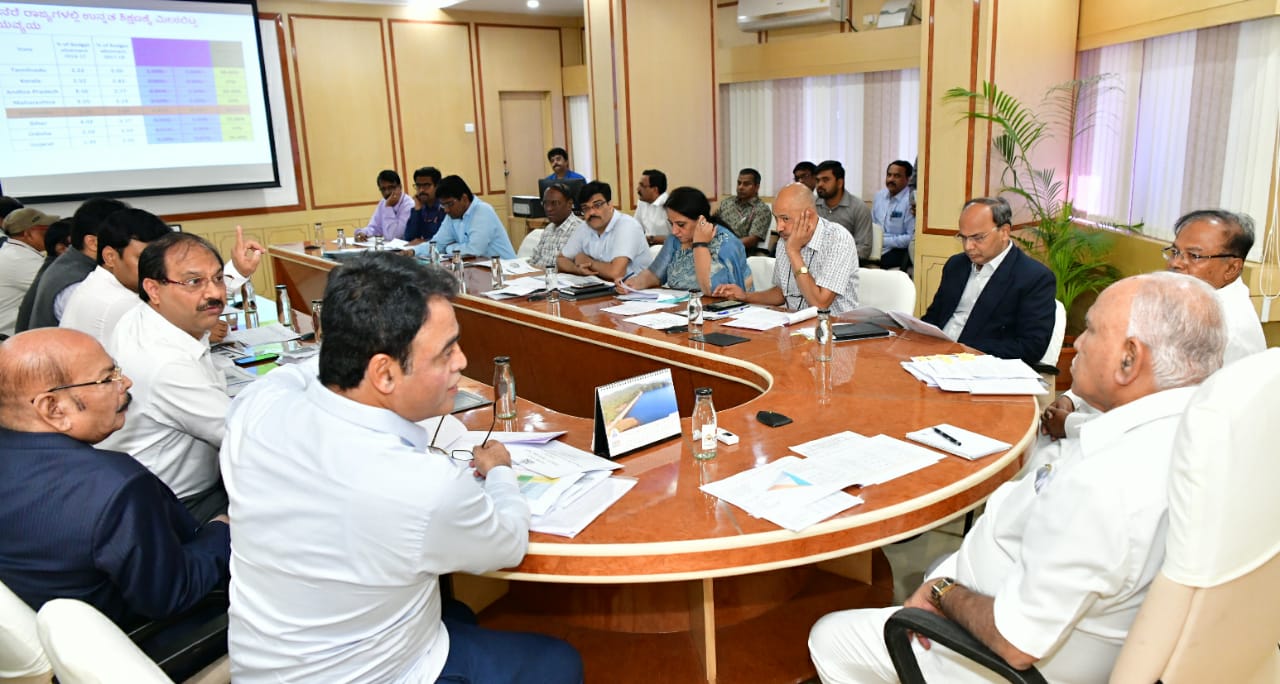 Budget preliminary meeting start led by CM BS Yeddyurappa