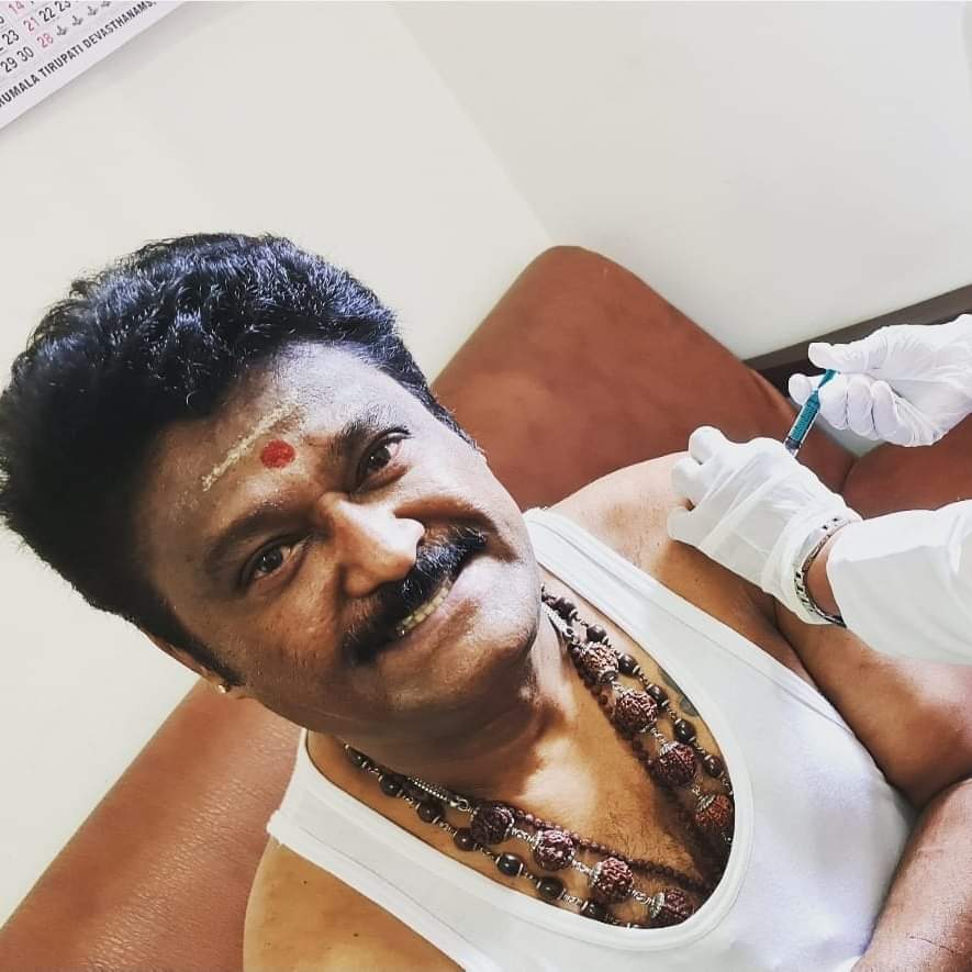 punith rajkumar takes corona vaccine