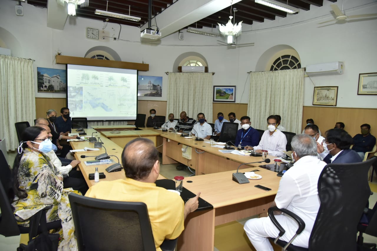 Preparing for making traffic free on Gandhi Bazaar roads