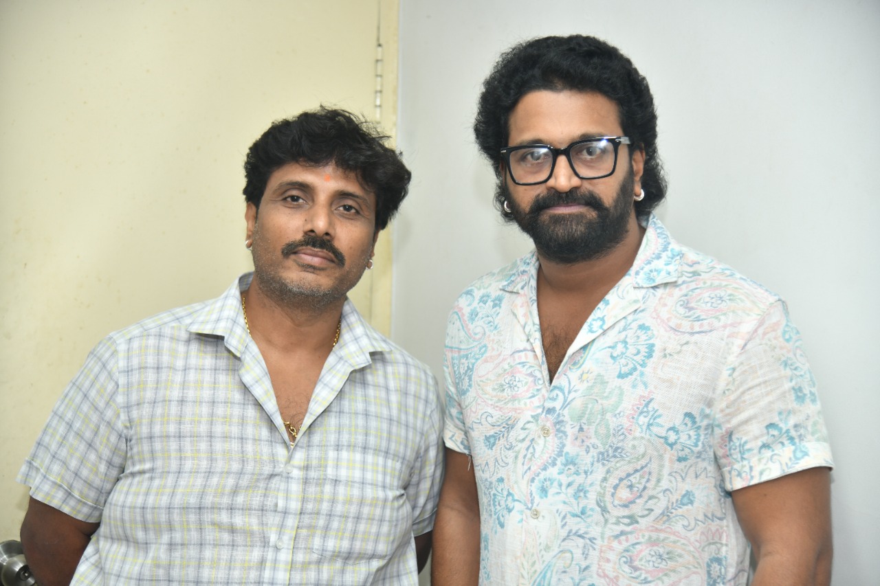 director Yogaraj Bhat released Harikathe alla Girikathe movie song