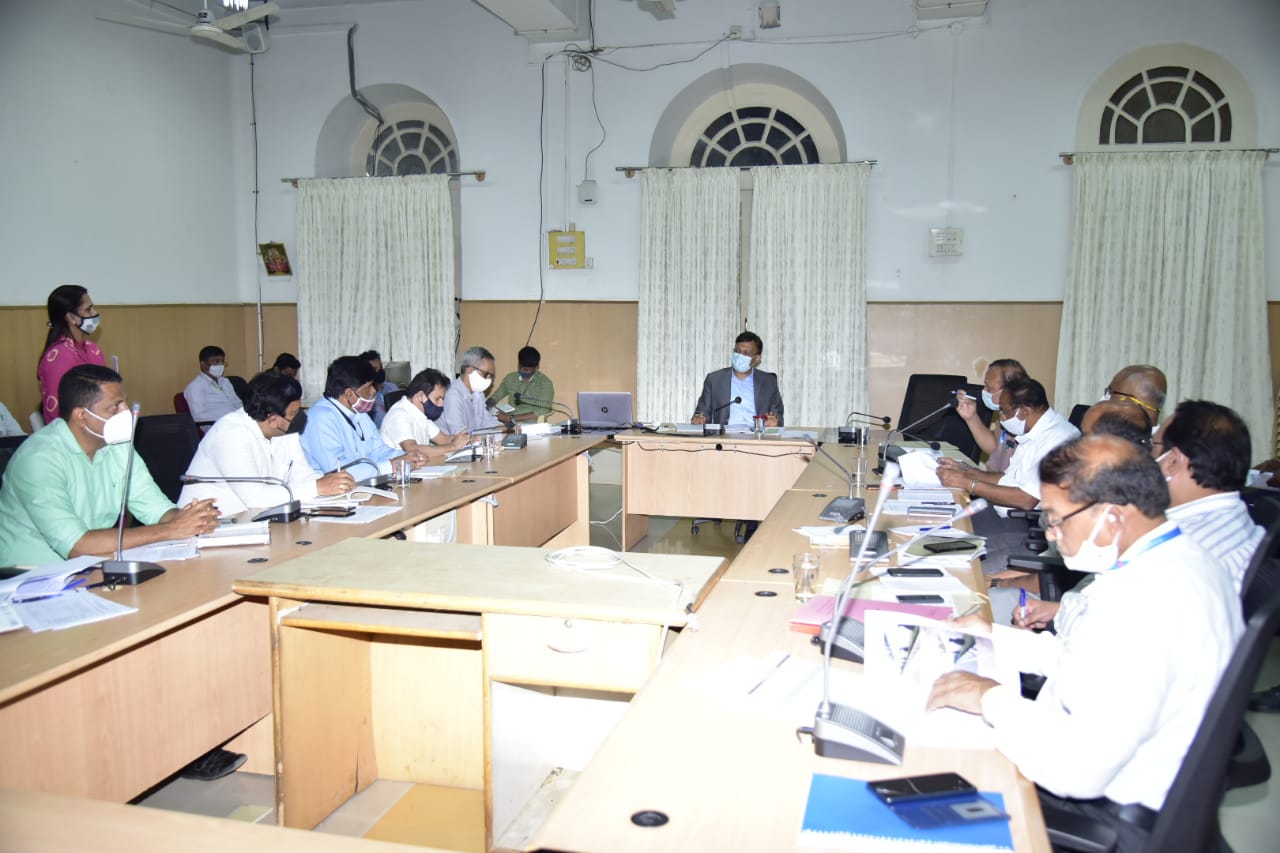 bbmp administrator meeting with engineers