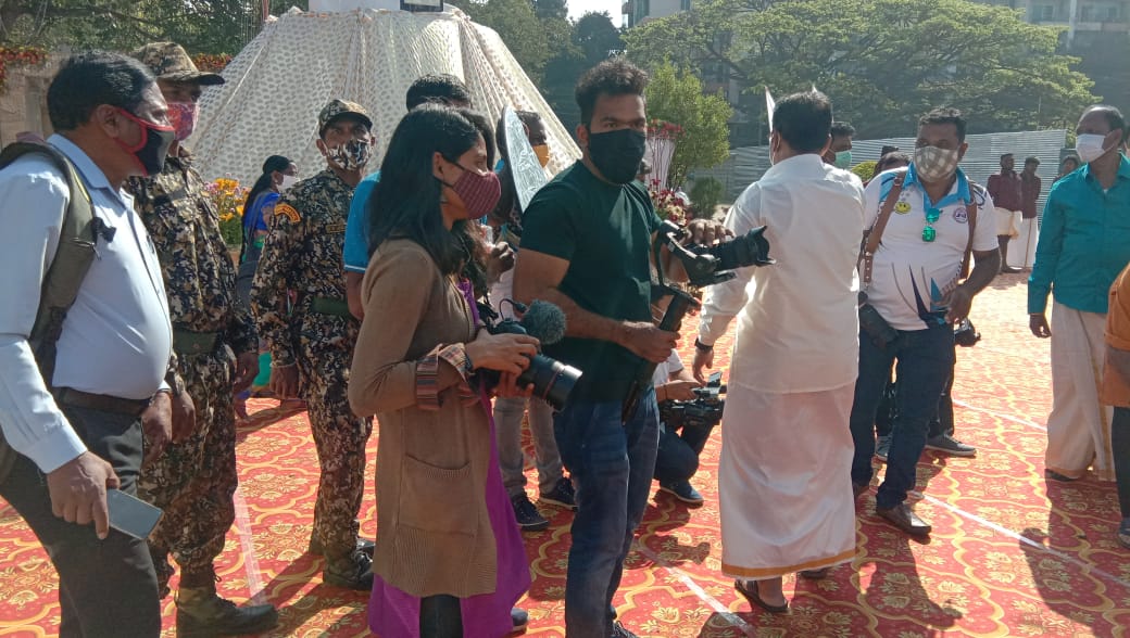 mask operation at wedding ceremonies