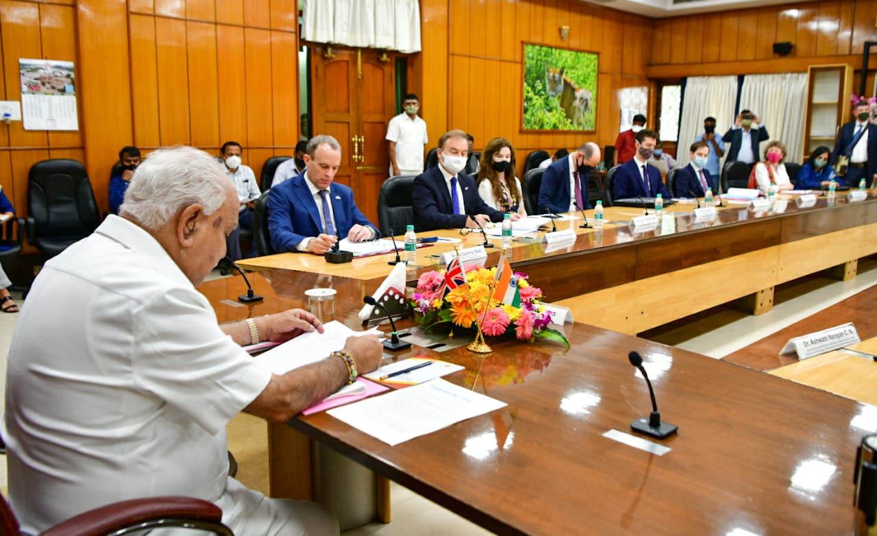 contract signed between karnataka government and united kingdom