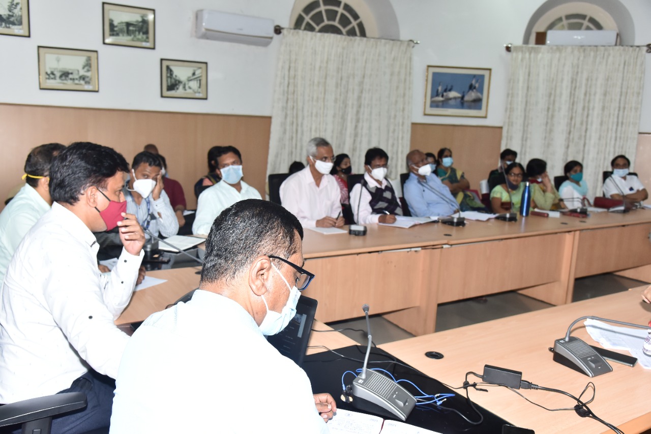 Dengue and Chicken Gunya rise, Dengue and Chicken Gunya rise in Bengaluru, Bengaluru news, Heavy rain in Bengaluru, Special meeting, Special Commissioner of Health Trilok Chandra, ಡೆಂಘೀ ಮತ್ತು ಚಿಕನ್ ಗುನ್ಯಾ ಹೆಚ್ಚಳ, ಬೆಂಗಳೂರಿನಲ್ಲಿ ಡೆಂಘೀ ಮತ್ತು ಚಿಕನ್ ಗುನ್ಯಾ ಹೆಚ್ಚಳ, ಬೆಂಗಳೂರು ಸುದ್ದಿ, ಬೆಂಗಳೂರಿನಲ್ಲಿ ಭಾರಿ ಮಳೆ, ವಿಶೇಷ ಸಭೆ, ಆರೋಗ್ಯ ವಿಶೇಷ ಆಯುಕ್ತರು ತ್ರಿಲೋಕ್ ಚಂದ್ರ