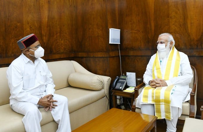 Governor Thawar Chand Gehlot met Prime Minister Narendra Modi