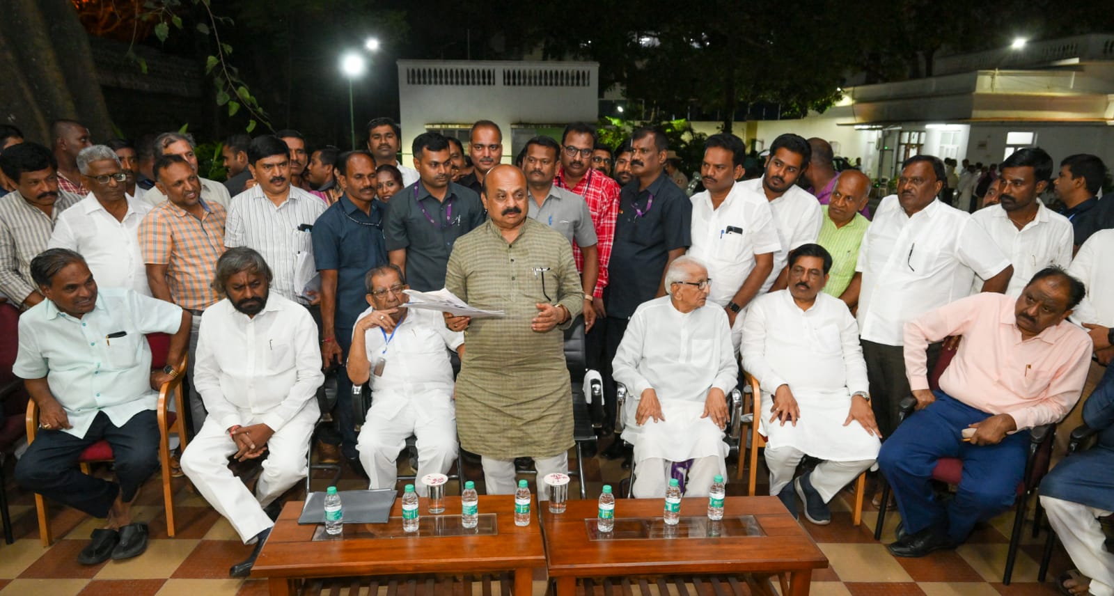 All India Veerashaiva Mahasabha delegation visited CM  residence