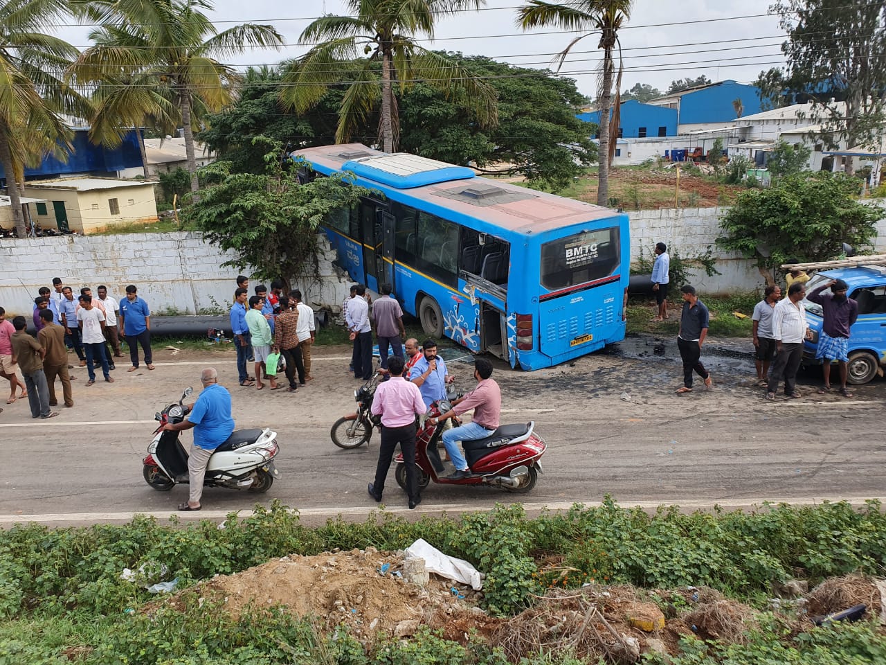 BMTC bus rammed into the  wall