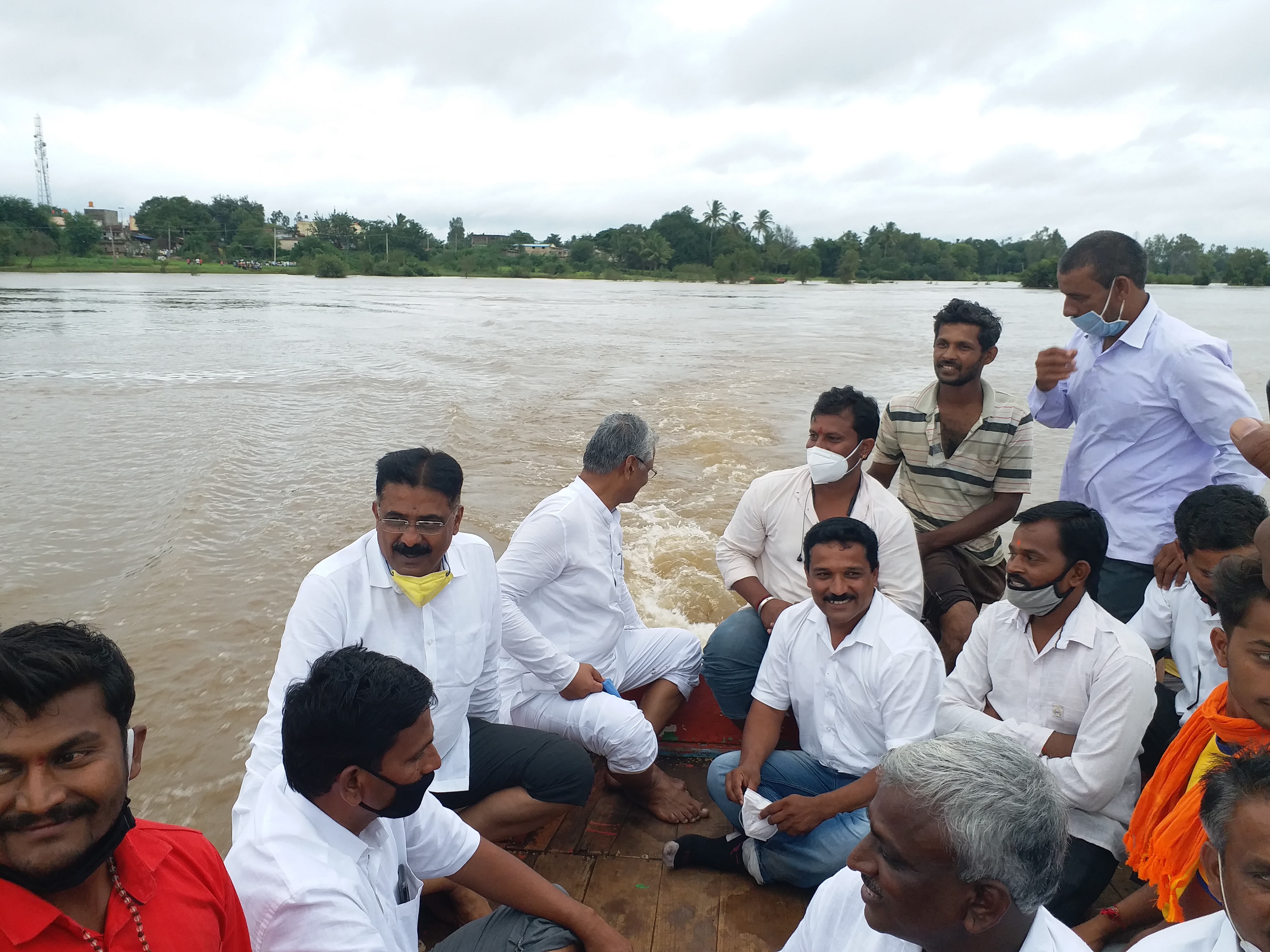 ಸಚಿವ ಶ್ರೀಮಂತ ಪಾಟೀಲ ಭೇಟಿ, ಪರಿಶೀಲನೆ