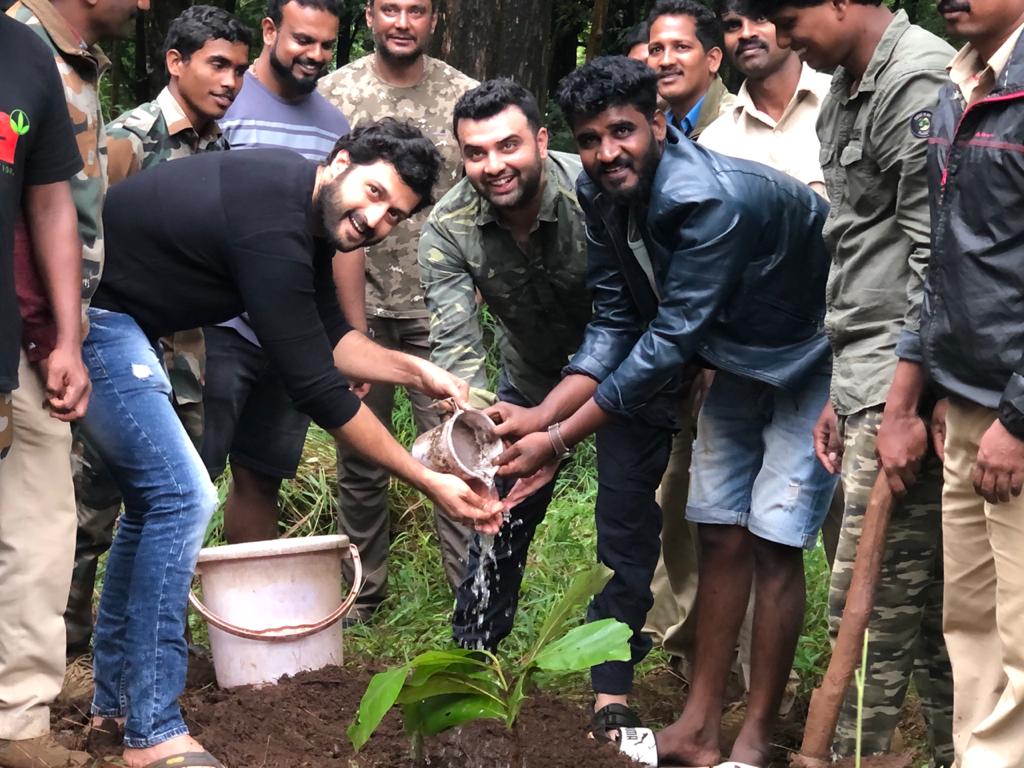 Darshan Plant a Tree in Bhadra forest area