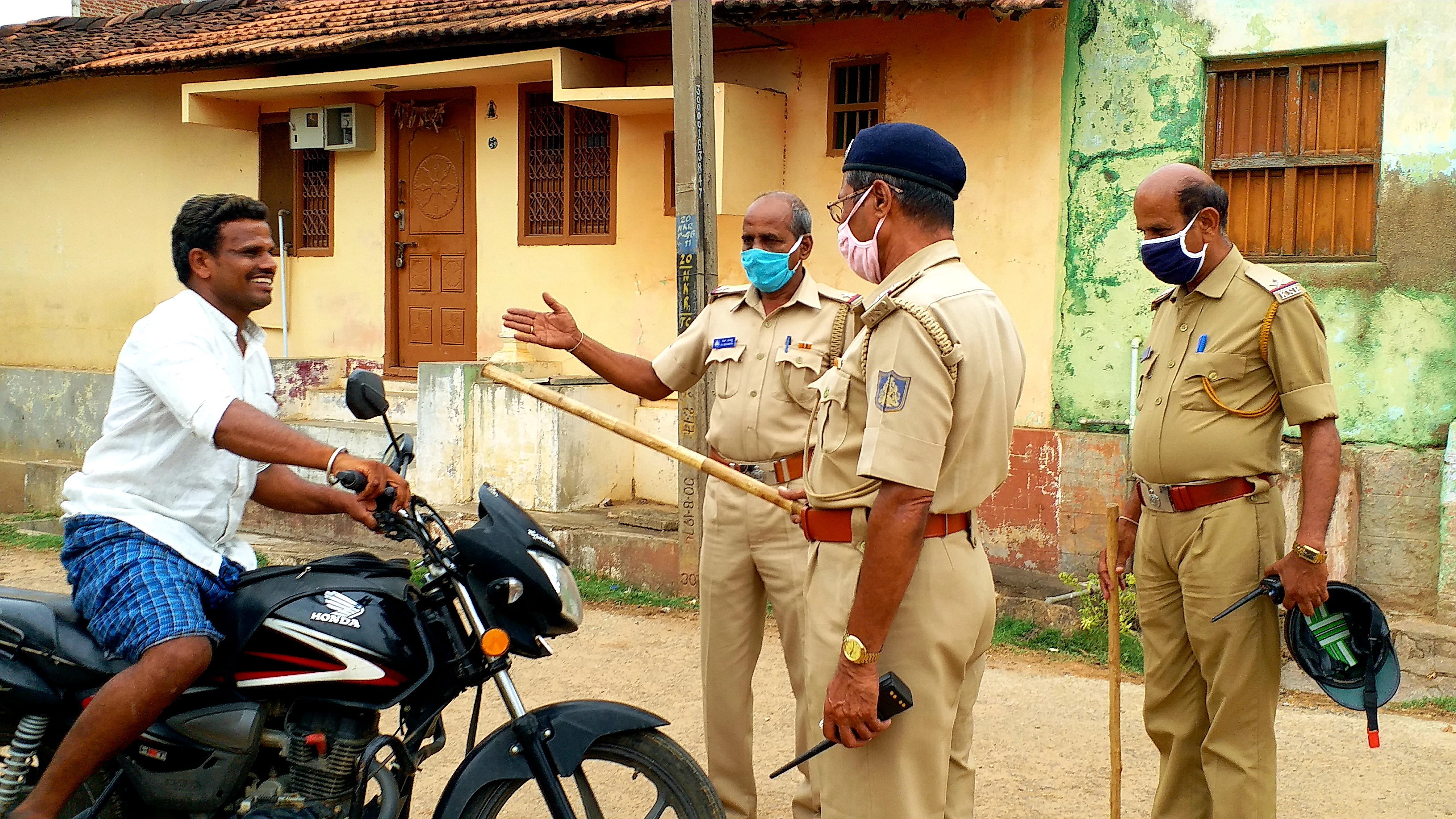 ಚಾಮರಾಜನಗರದ ಕೊರೊನಾ ಹೀರೋಗಳಿವರು !