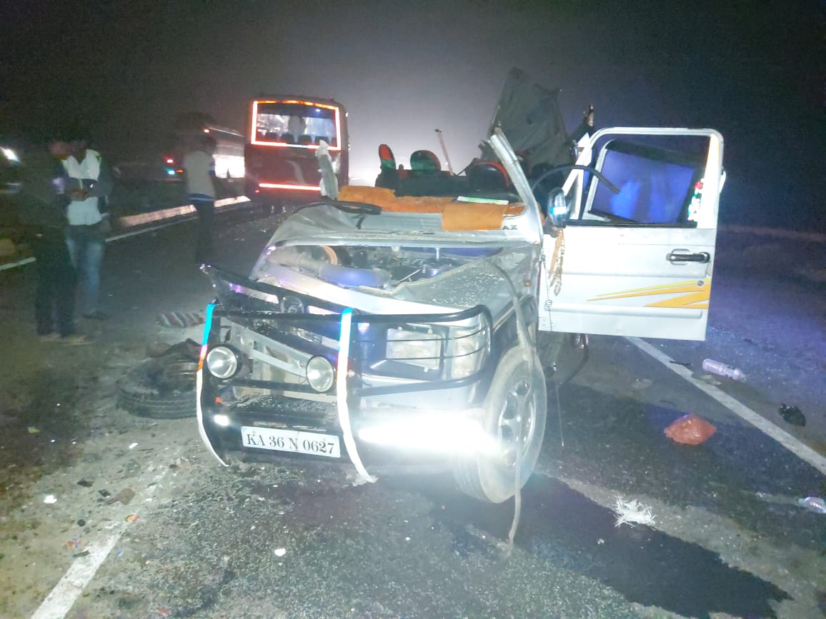 Terrible road accident: Five killed, 7 injured